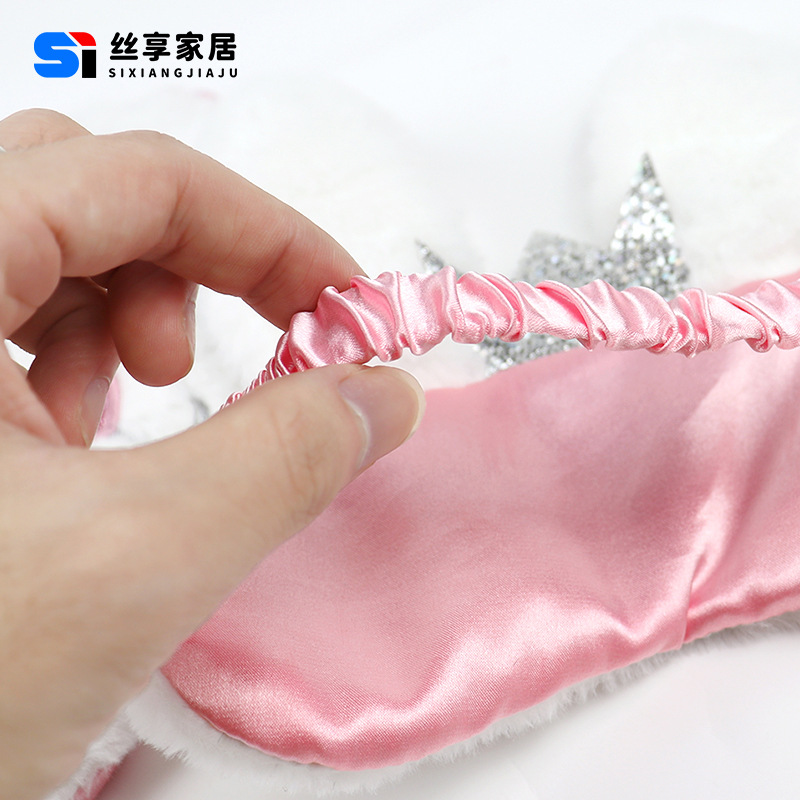 Customized cartoon plush rabbit eye masks for light-blocking girl outfits, personalized sleep eye protection masks are selling well across borders details Picture