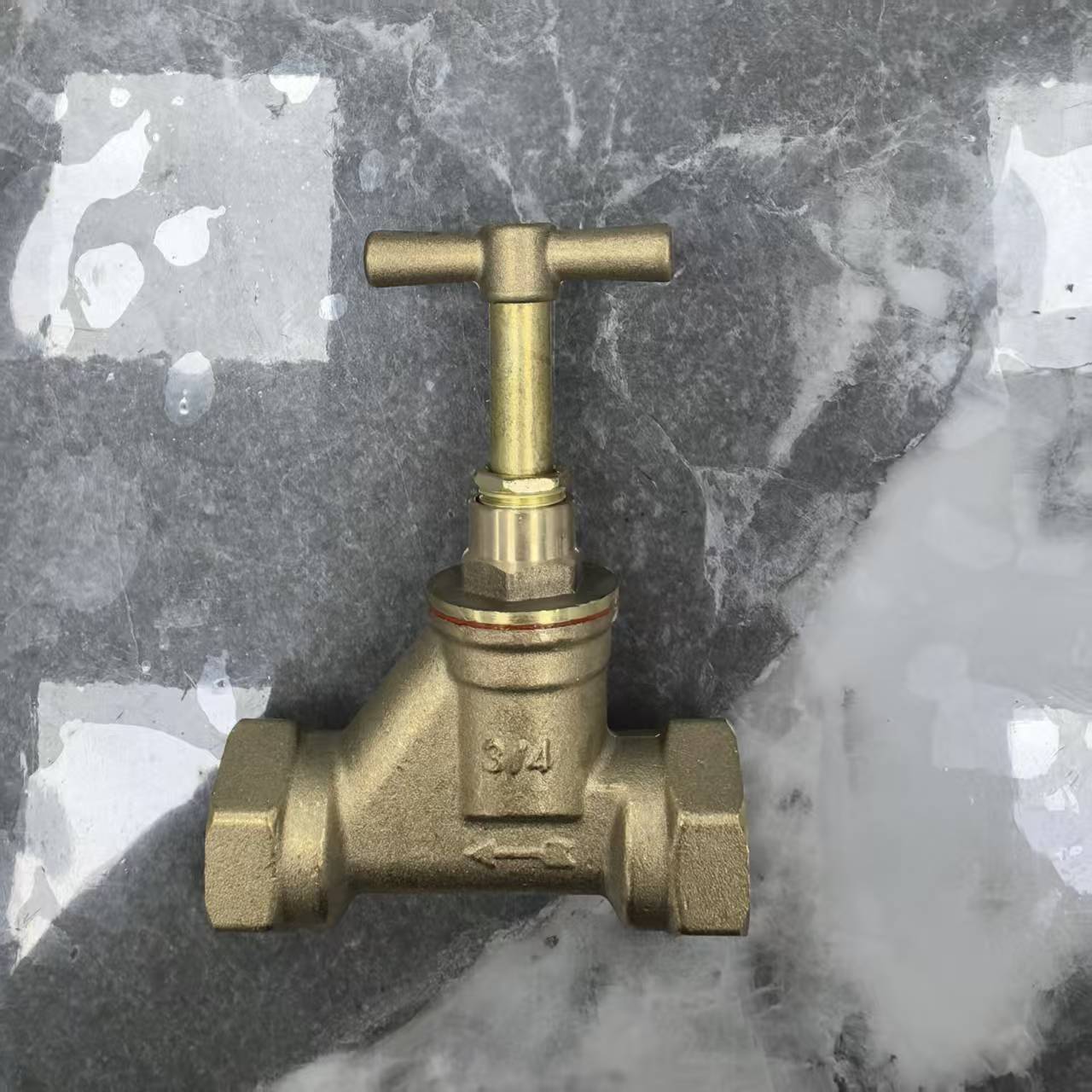 صمام نحاسية كاملة RR-TJ1246