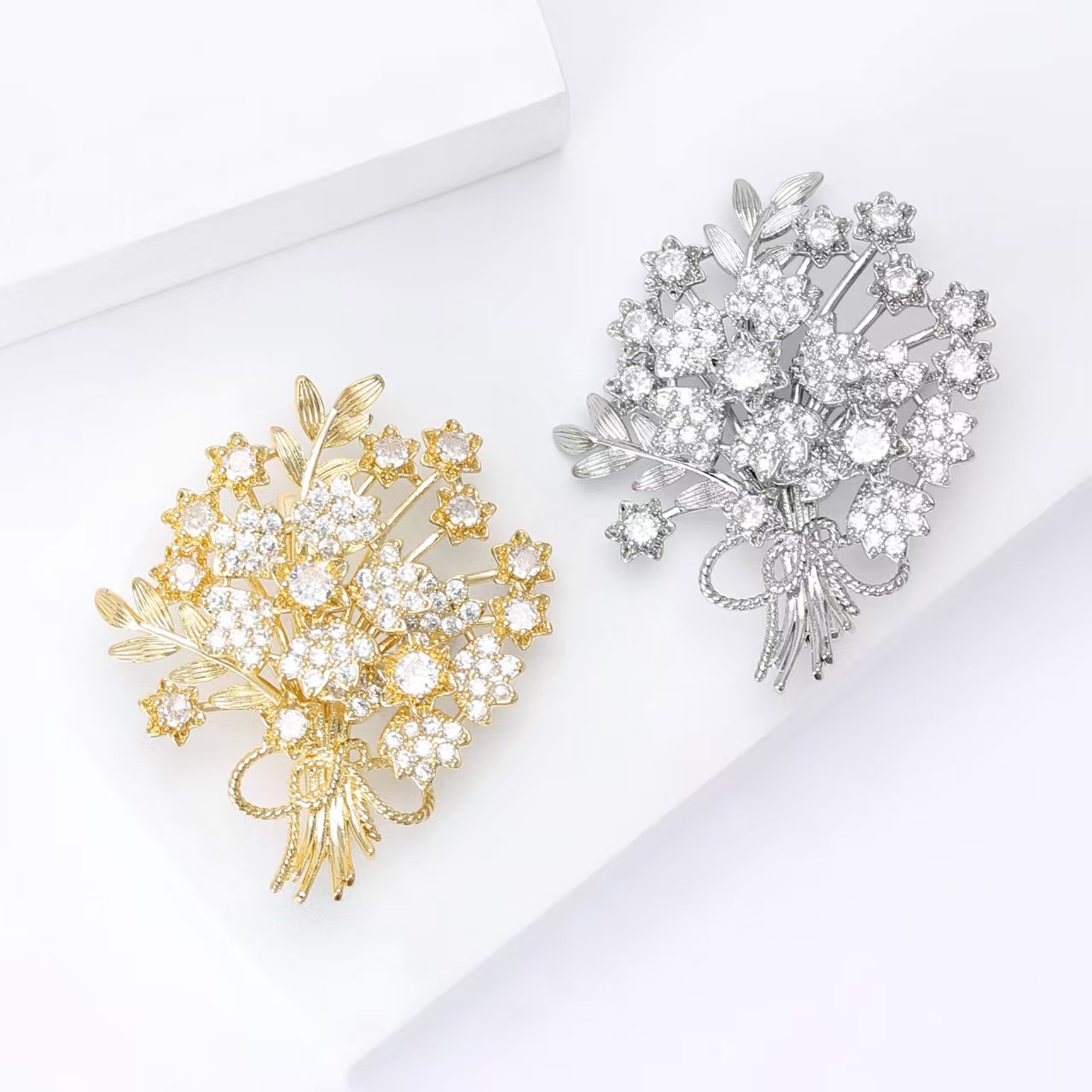 高档轻奢锆石花束植物胸针 优雅气质女士服饰胸花饰品别针详情3