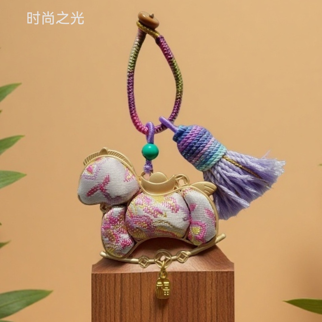 Song Brocade intangible cultural heritage pendant, a personalized and creative pendant for the Year of the Horse, is a fashionable and versatile decorative item. There are many types of pendants to match with accessories and gifts detail image 4