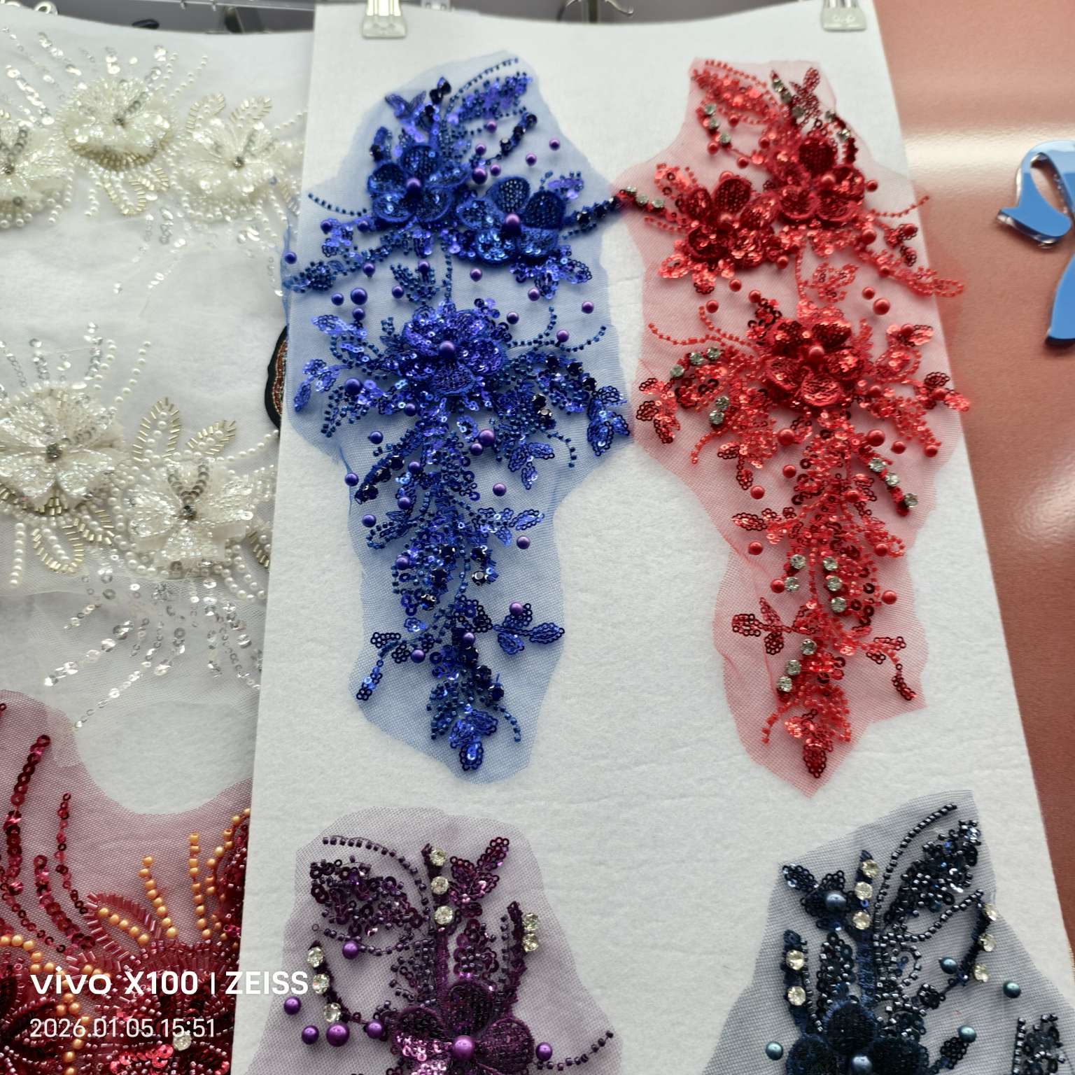 珠绣亮片绣对花，腰花，肩花，后背花。详情图3