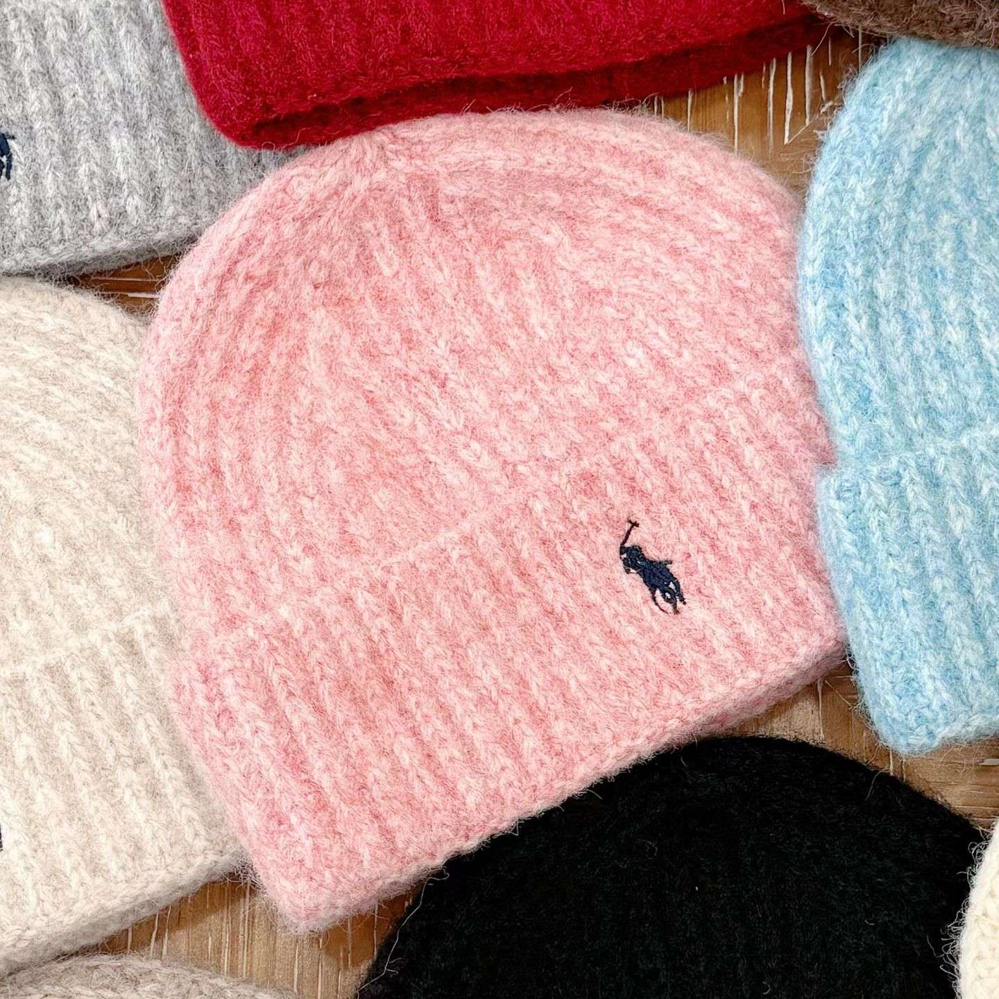 Embroidered knitted caps for women, autumn and winter woolen caps, outdoor warm cold caps, acrylic embroidered knitted caps for adults, winter caps Specification image