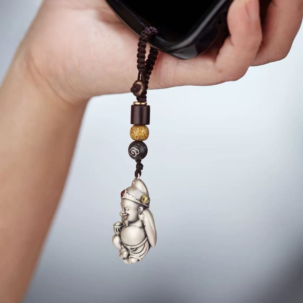 Silver treasure God of Wealth small hand pendant, wealth-attracting pendant, keychain silver jewelry details Picture