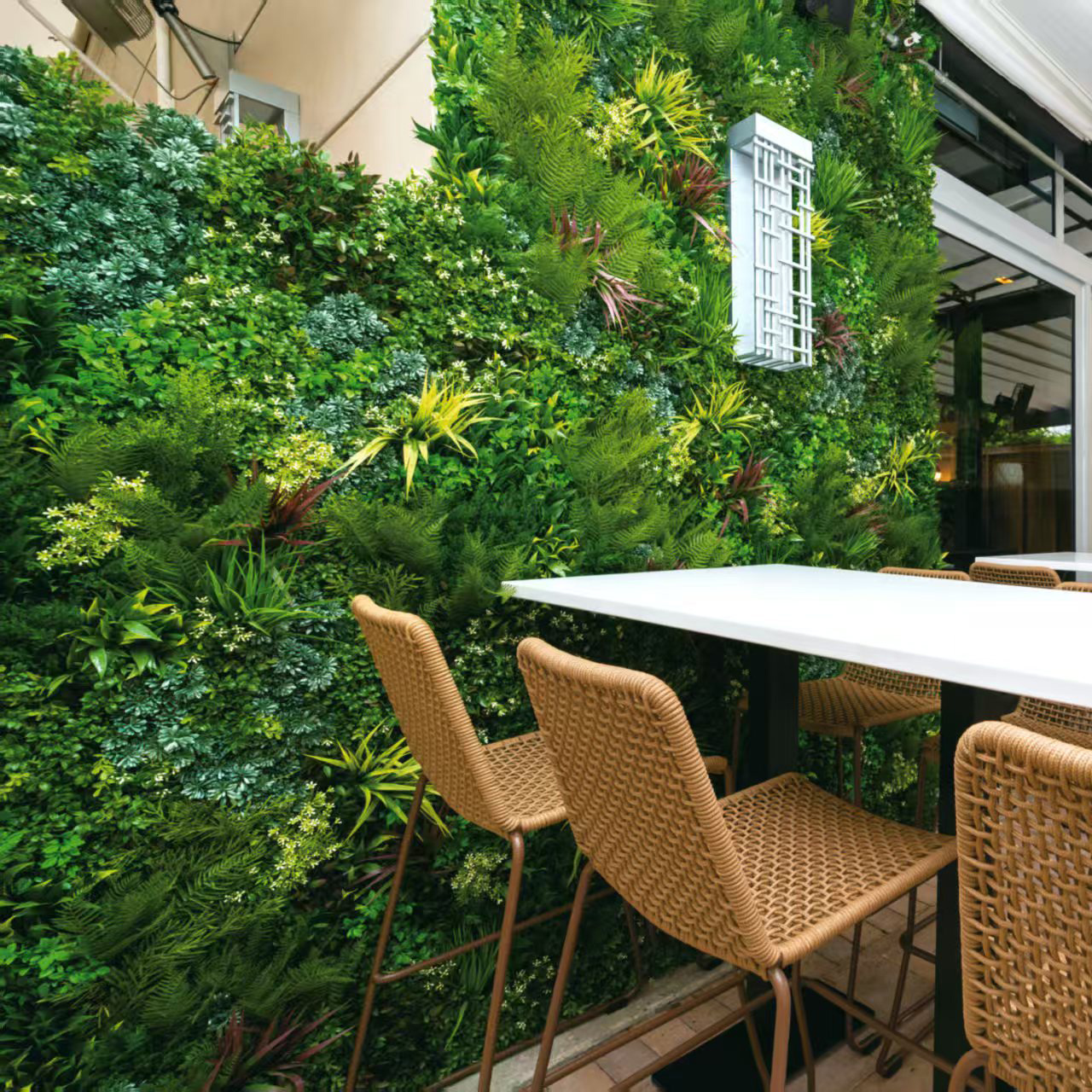 Artificial plant hotel art decoration wall mixed color artificial flowers, grass, green plants, lawn background freely spliced artificial plant combination module