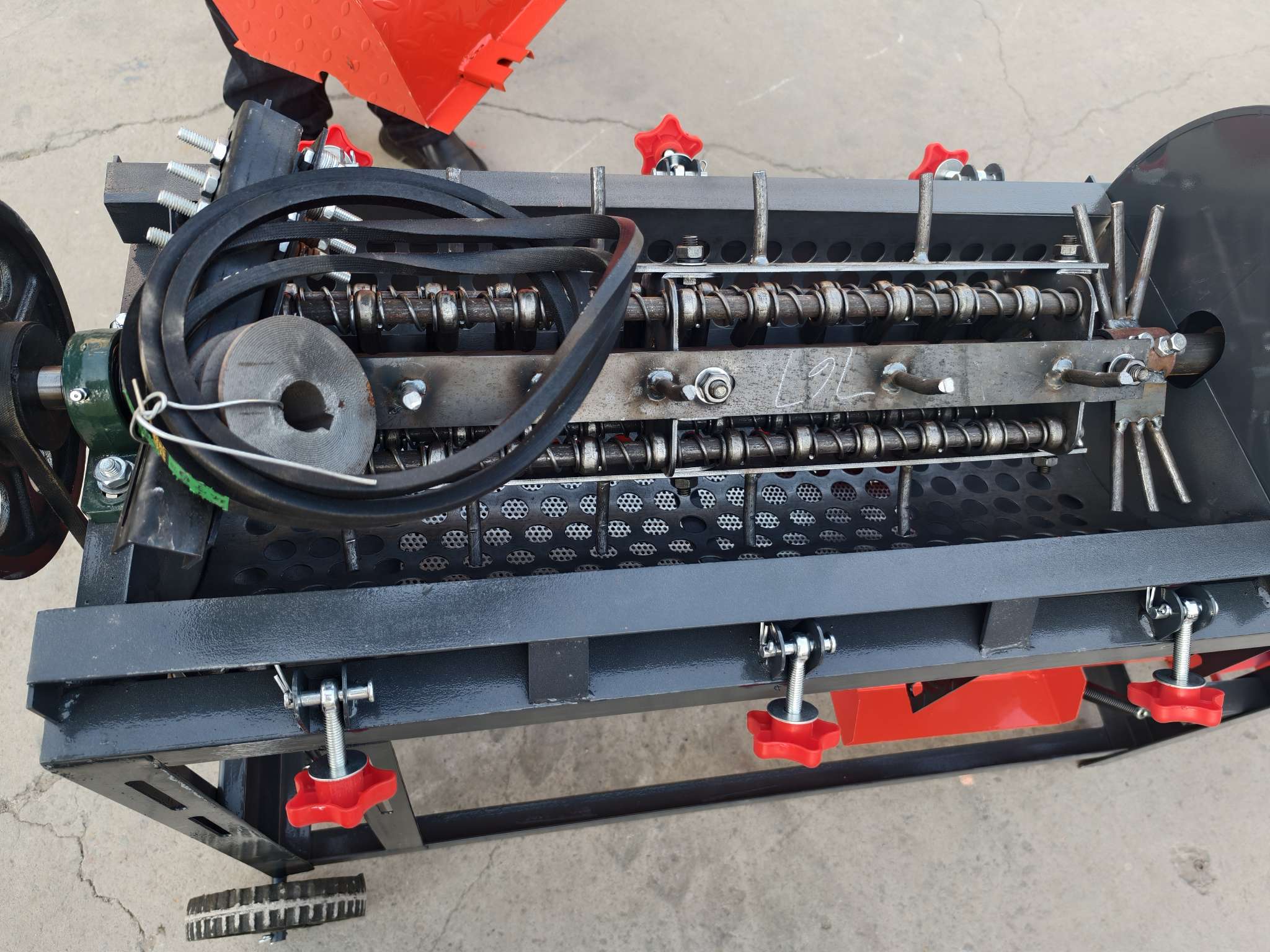 养殖机械多功能脱粒机多功能脱皮机多功能扒皮机玉米大豆脱粒机高粱小豆小麦脱粒机详情图12