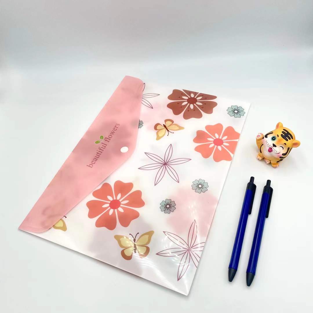 Cartoon floral button bag, office materials bag, A4 storage bag, student test paper classification bag Application Scenario