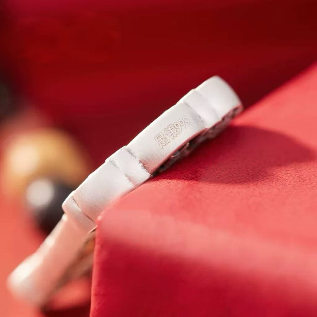 999 sterling silver abacus keychain creative and personalized car pendant, pure silver pendant suitable for both men and women Application Scenario