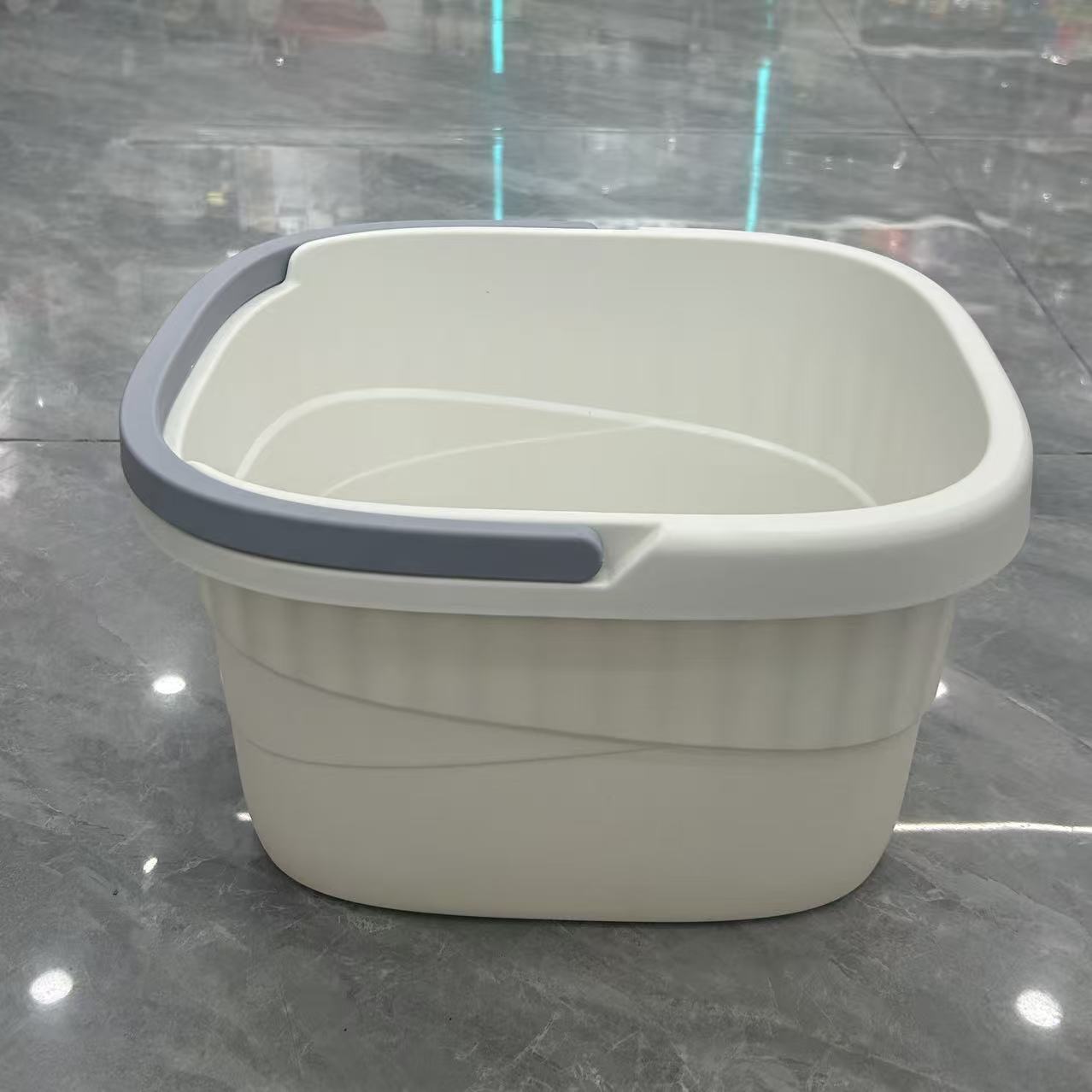 泡澡桶加厚/浴缸/浴桶/泡脚桶/塑料盆白底实物图