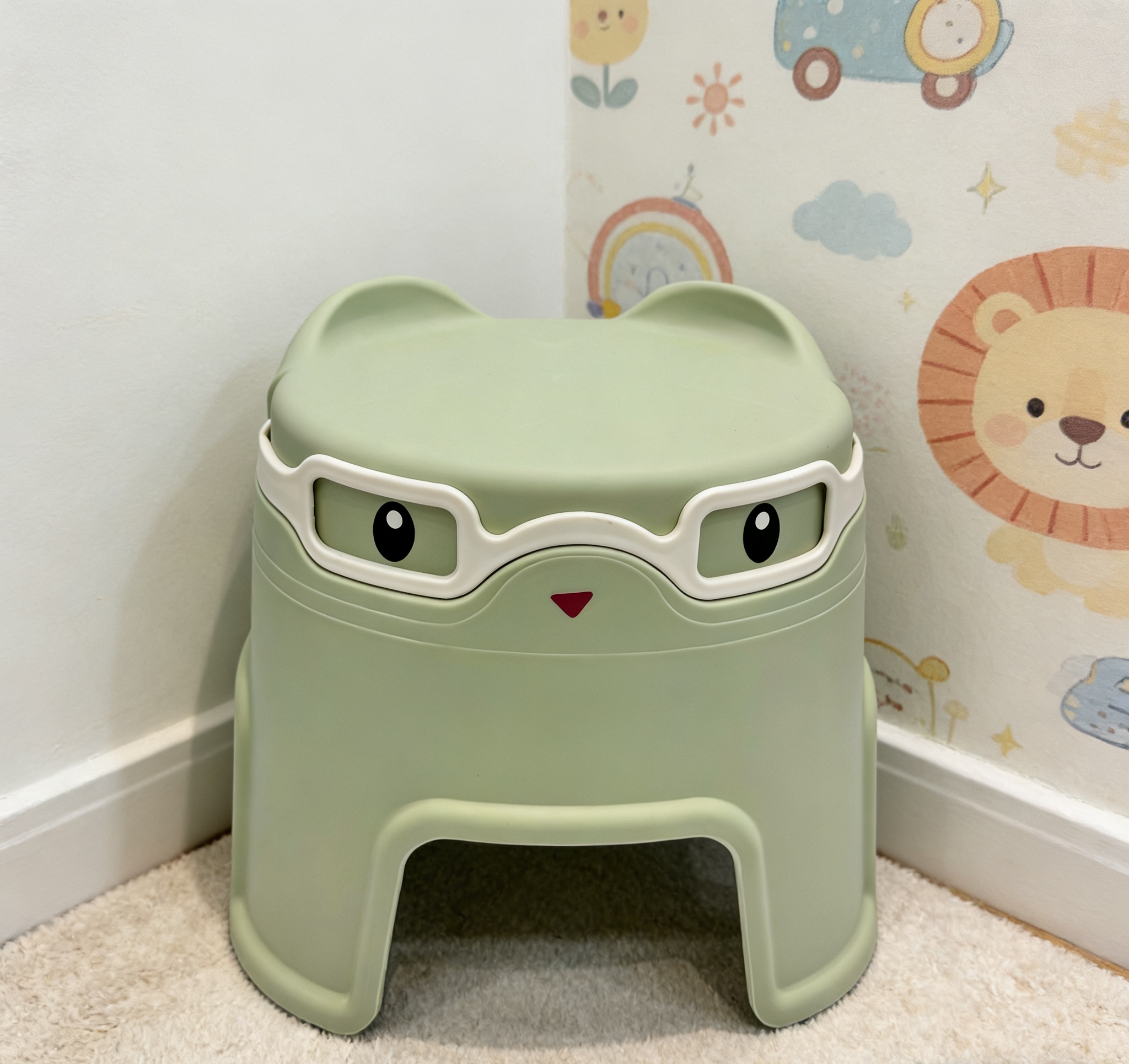 Wholesale of children's cartoon-shaped stools, children's safety seats, baby bottles, baby products, and children's multi-functional seats details Picture