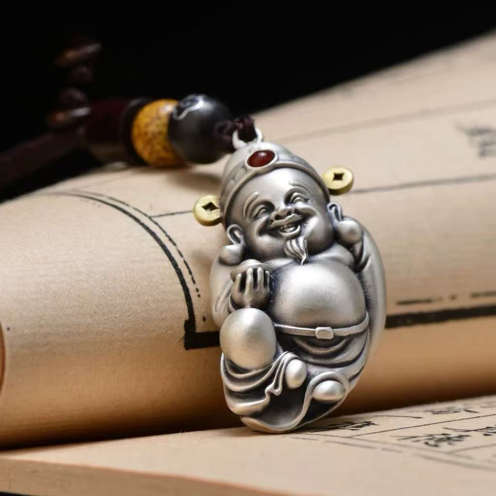 Silver treasure God of Wealth small hand pendant, wealth-attracting pendant, keychain silver jewelry Specification image