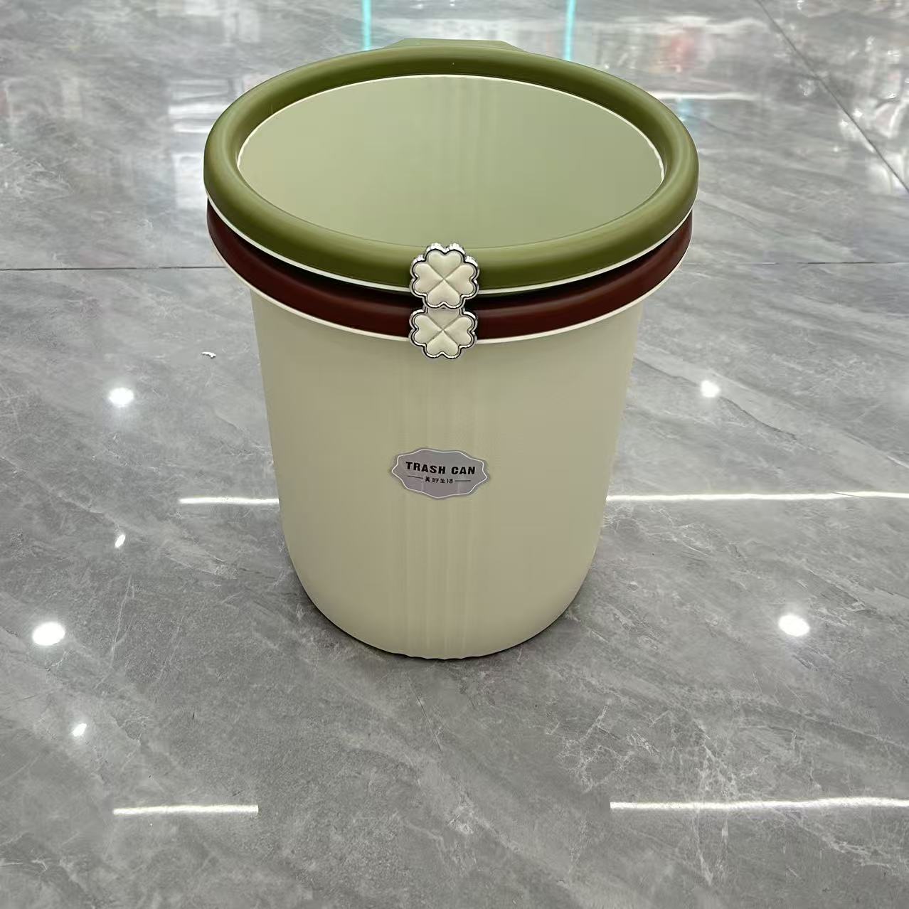 垃圾桶/笑脸垃圾桶/不弯腰垃圾桶/家用垃圾桶/不锈钢垃圾桶带盖白底实物图