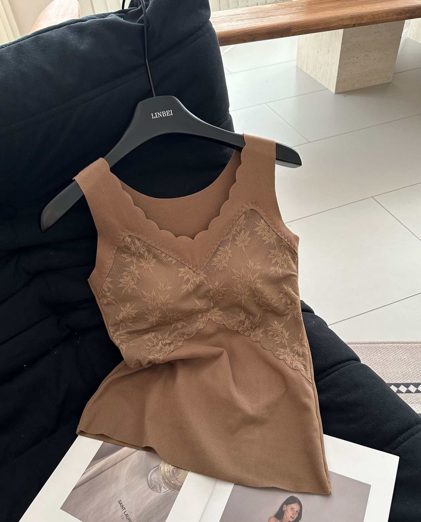 5003# Export thermal underwear, fixed cup lace thermal underwear, women's gathering and retracting breast thermal underwear, seamless outerwear, base layer, no need to wear bra, women's vest QNI Specification drawing