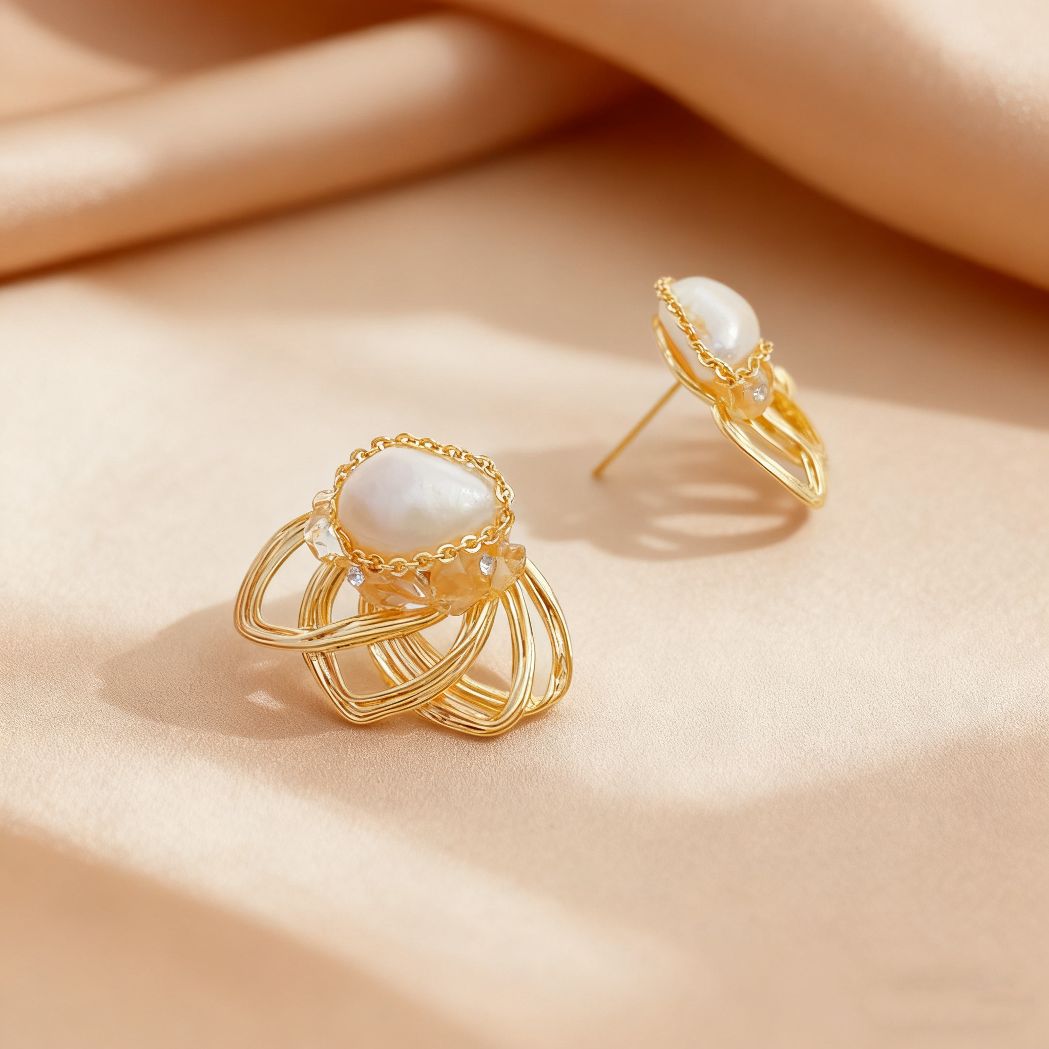 饰品/耳饰/耳钉/耳棒/珍珠耳钉细节图