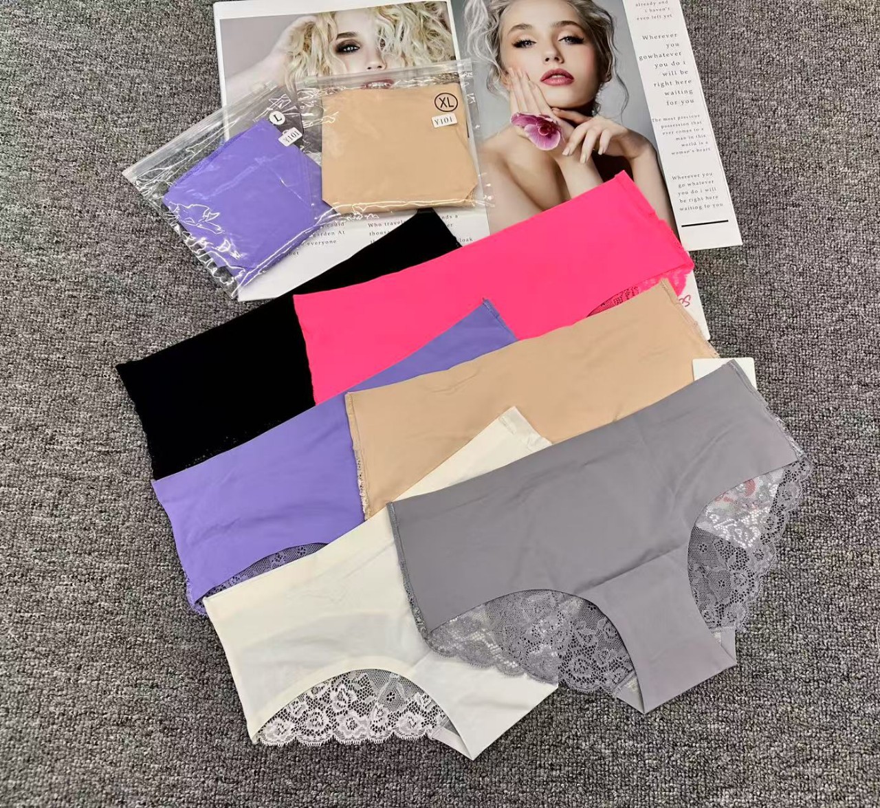 U0153# Foreign trade inventory Seamless Underwear, women's ice Silk breathable seamless underwear, mid-waist triangle underwear, lace underwear, women's three-in-one pants, QNI full figure
