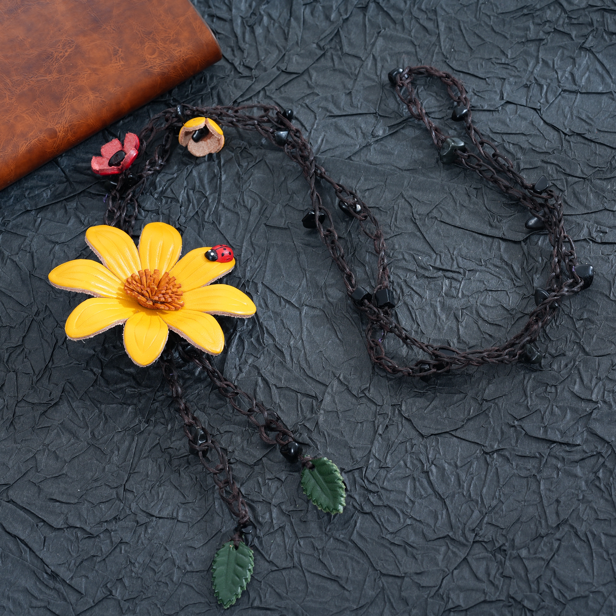 Key chains, sweater chains Application Scenario