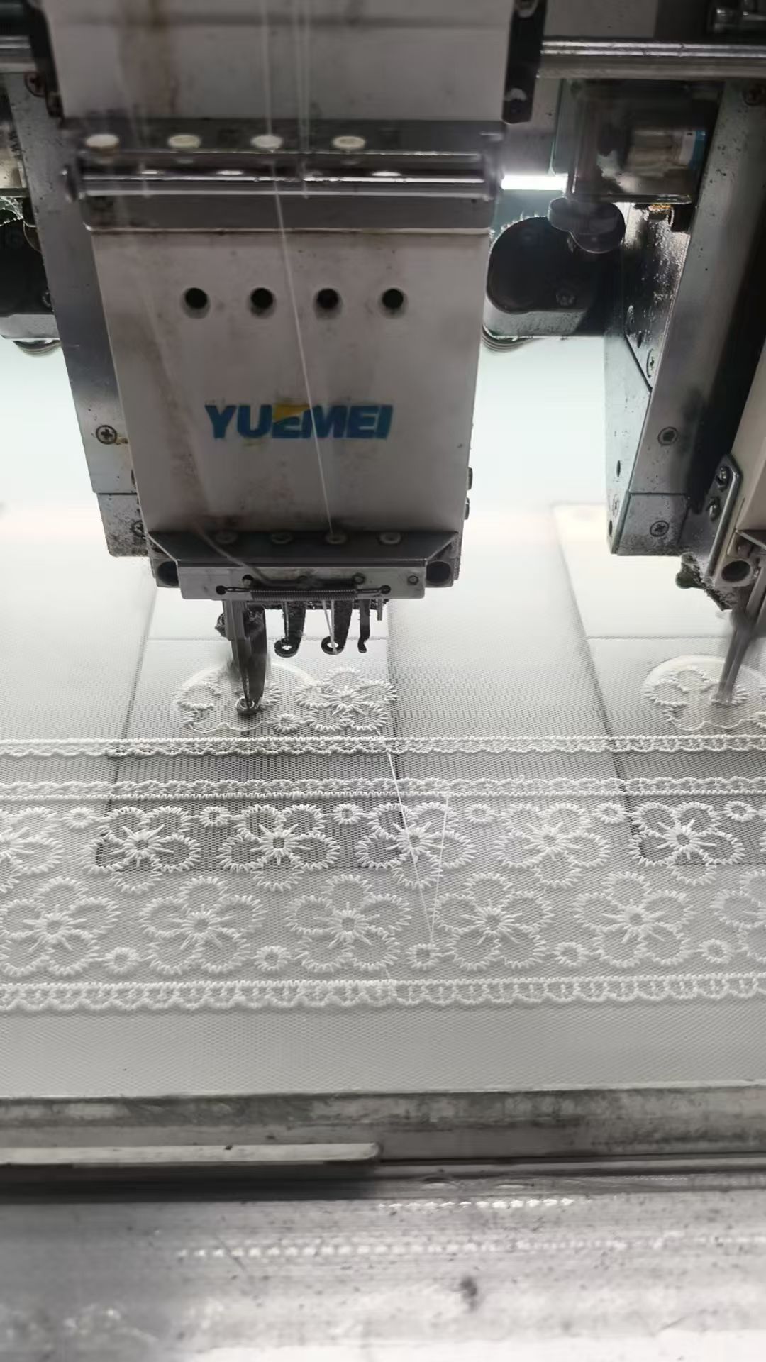 牛奶丝网布刺绣花边，帽子配件辅料，蝴蝶结辅料细节图