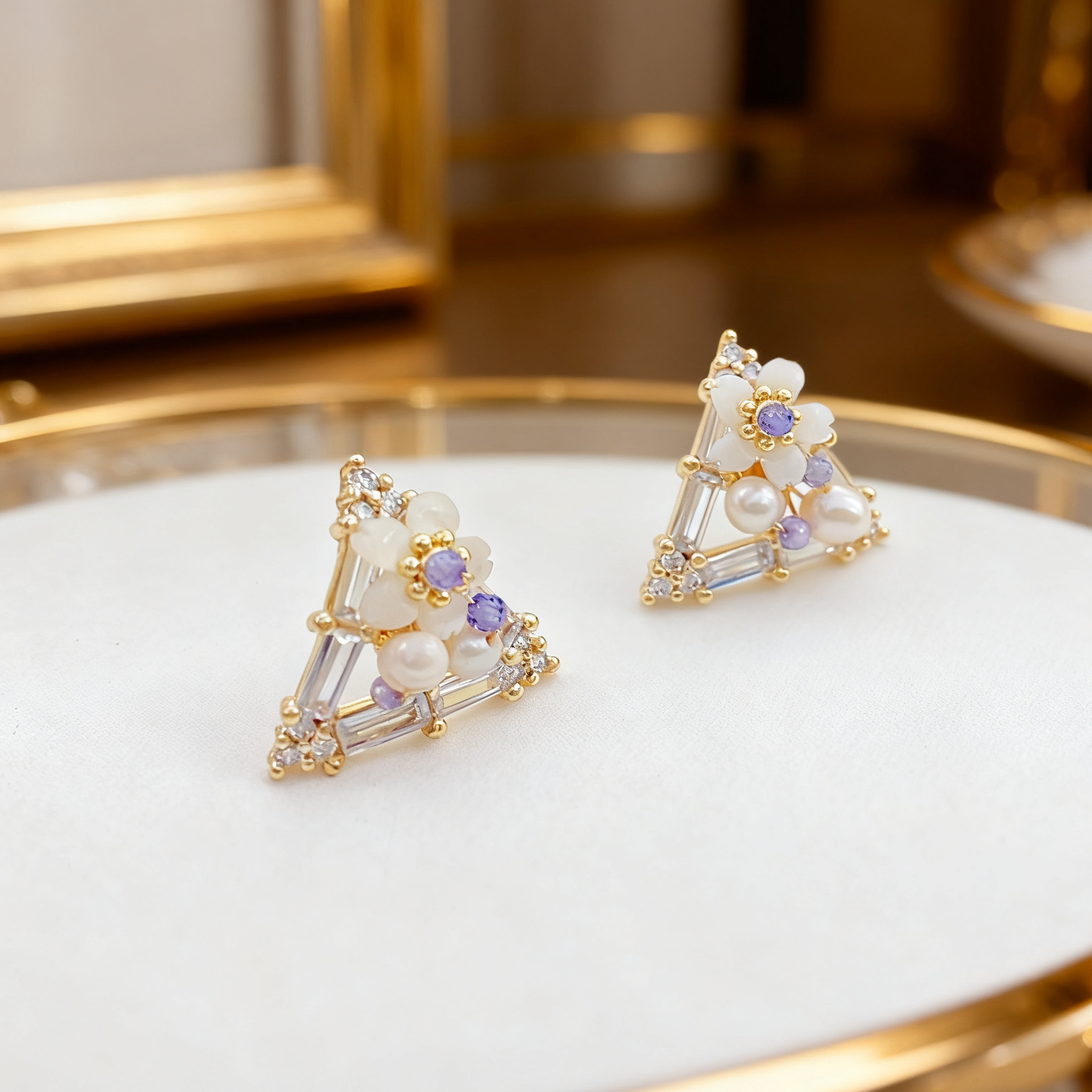 饰品/耳饰/耳钉/耳棒/珍珠耳钉细节图