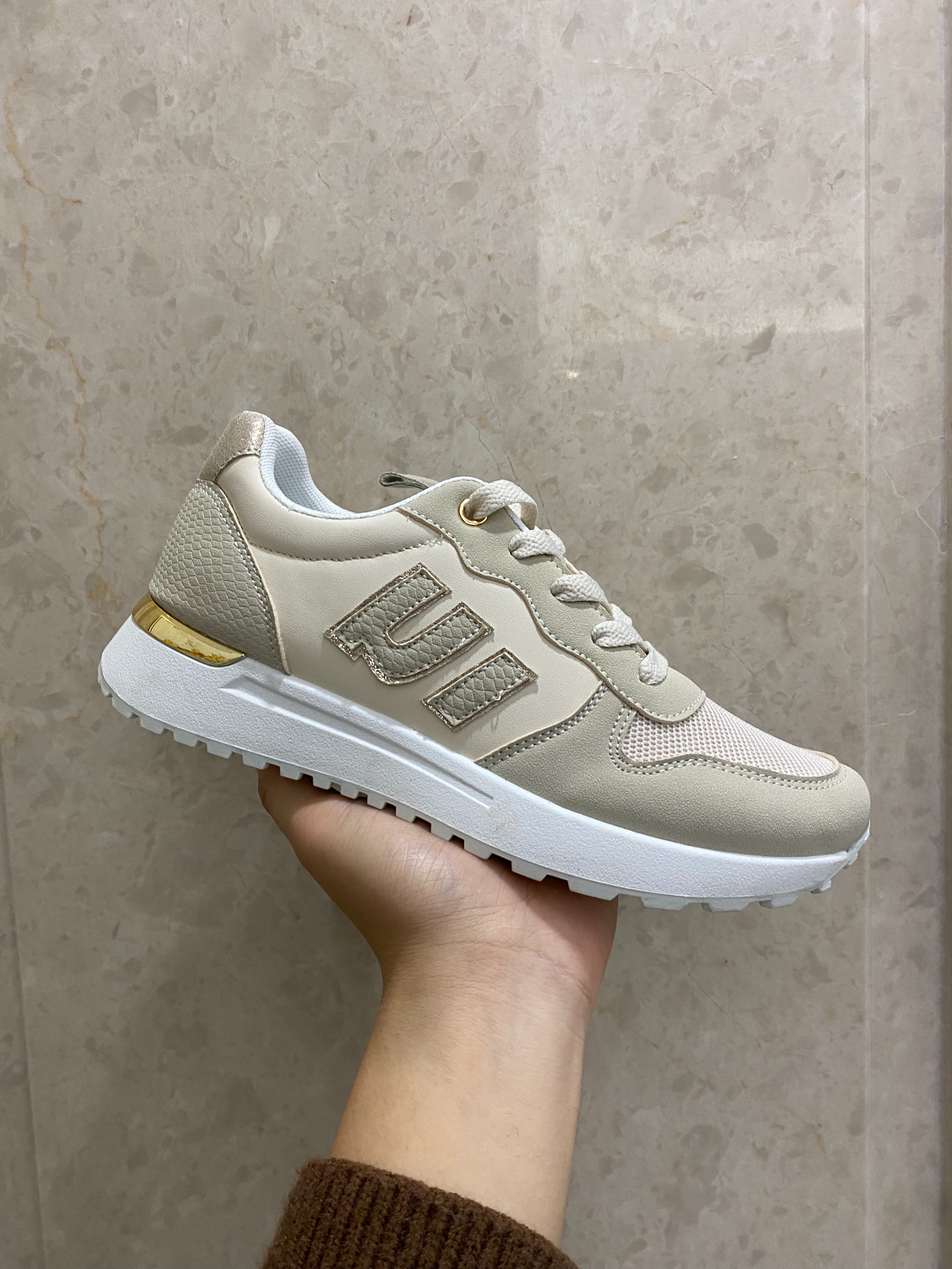 Women's sports breathable, comfortable and trendy style Specification drawing