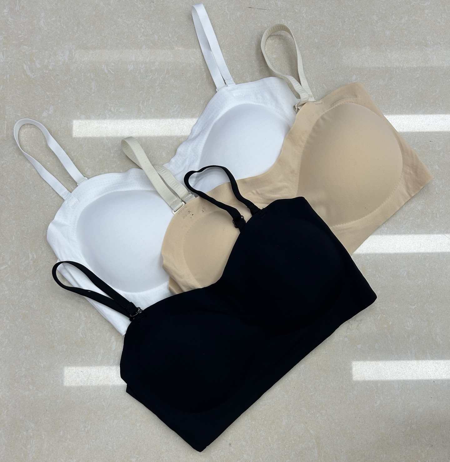 0302# Foreign trade inventory Clearance: Women's Gathering Anti-slip Bra, Beautiful back and strapless one-line wrap bra, Traceless lactation, anti-sagging, Women's beautiful back QNI wrap and strapless full figure