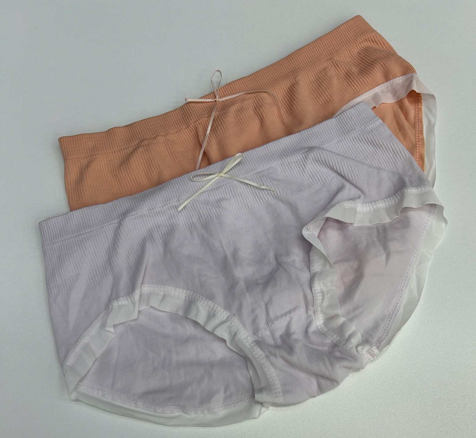 1353# Foreign trade inventory women's underwear for export to Africa, antibacterial mid-waist, seamless, hip-lifting, slightly tapered inner pants for women, new best-selling fashion QNI women's briefs Application Scenario