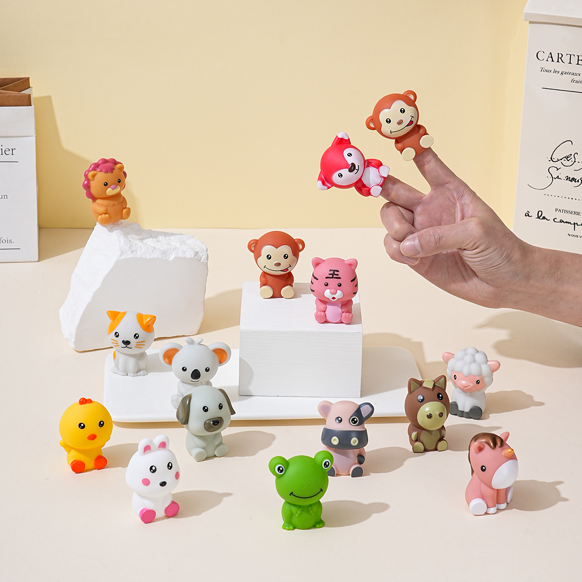 Cute animal-shaped ornaments, small animal dolls, silicone finger dolls, baby comfort toys, toys for children 2025, cute details Picture