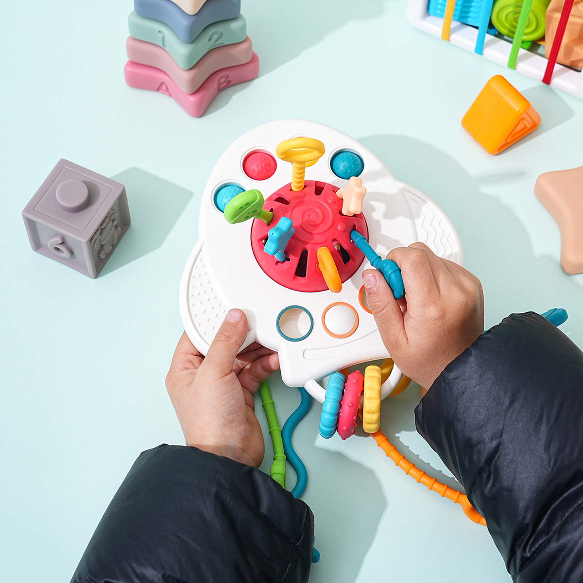 Children's educational toys, smart early education books, and enlightenment learning toys are suitable for children over 0 years old for educational enlightenment. Six-in-one soft rubber toy set Item Picture