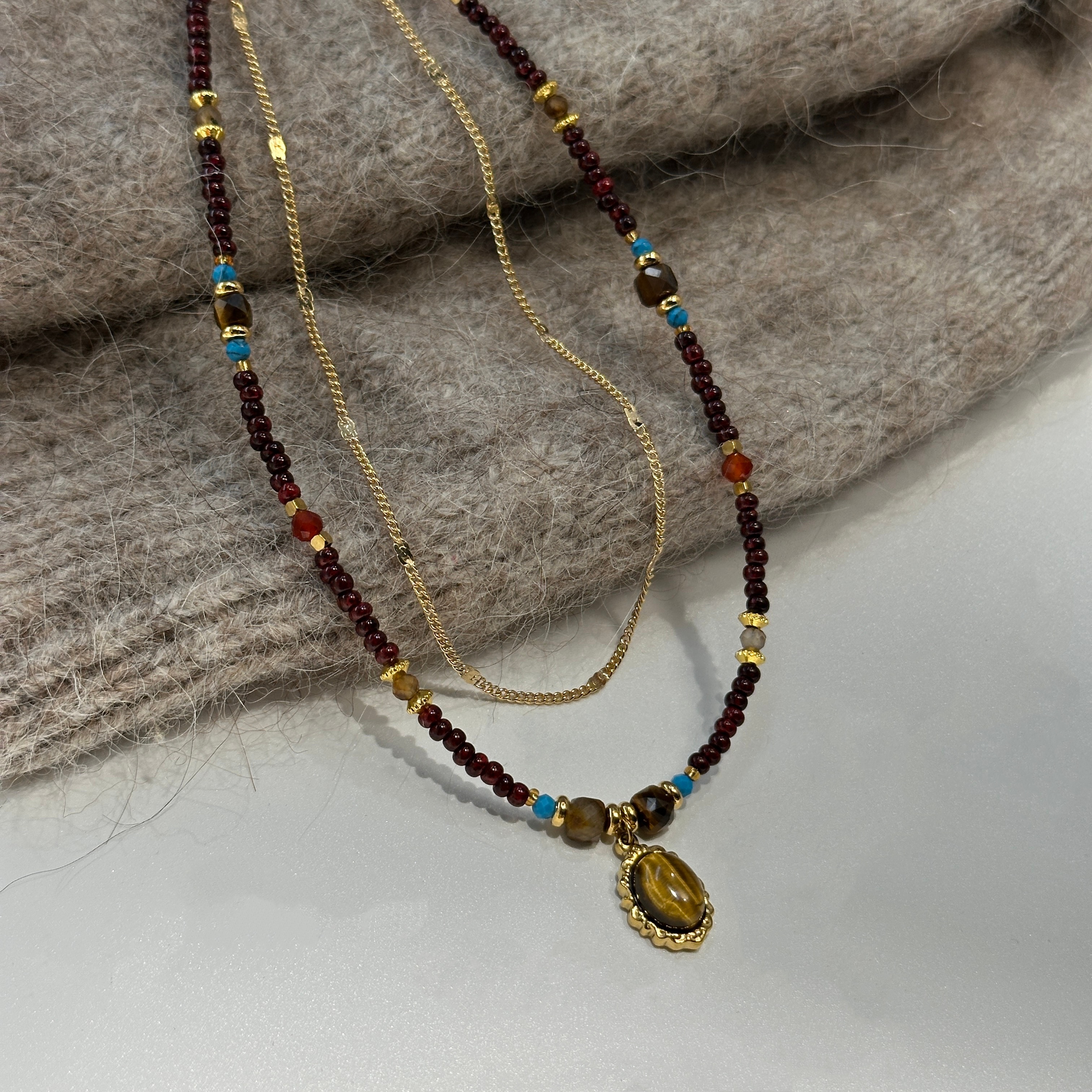 Elegant pearl short necklace, women's lanyard jewelry, classic necklace, fashionable and versatile women's accessory details Picture