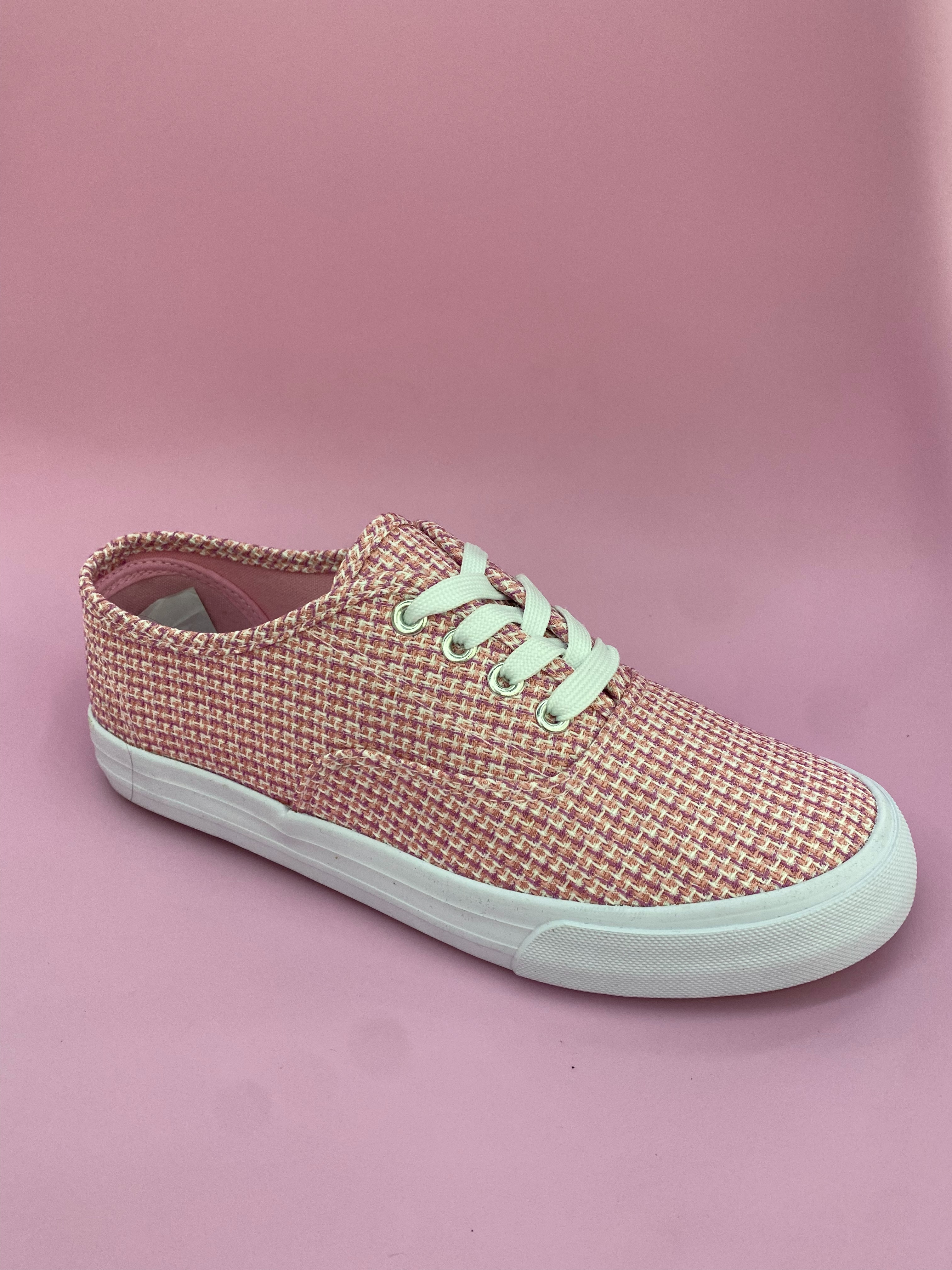 Pink woven texture sports shoes and running shoes for women full figure