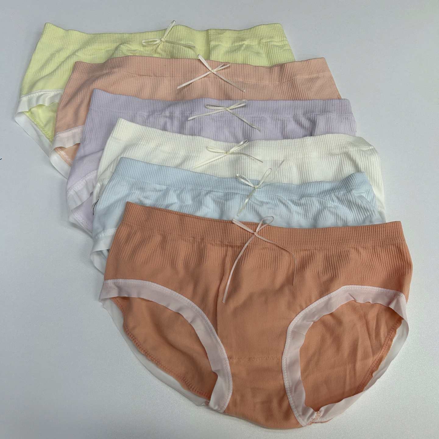 1353# Foreign trade inventory women's underwear for export to Africa, antibacterial mid-waist, seamless, hip-lifting, slightly tapered inner pants for women, new best-selling fashion QNI women's briefs Specification drawing