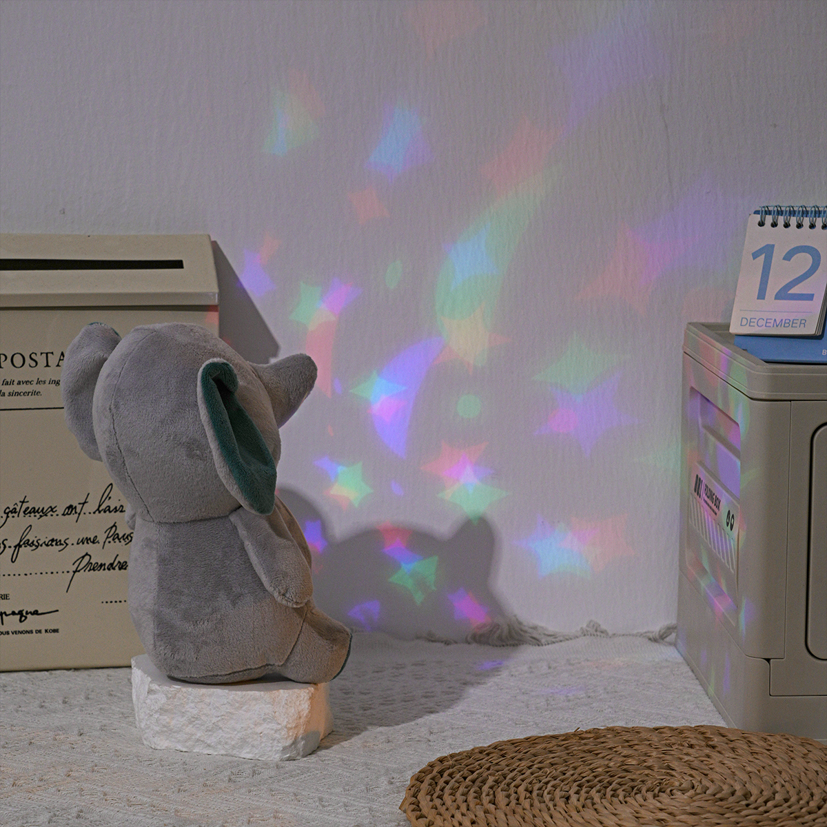 毛绒大象/熊造型婴童安抚毛绒玩具会呼吸/可投影/音乐播放器/白噪音助眠白底实物图