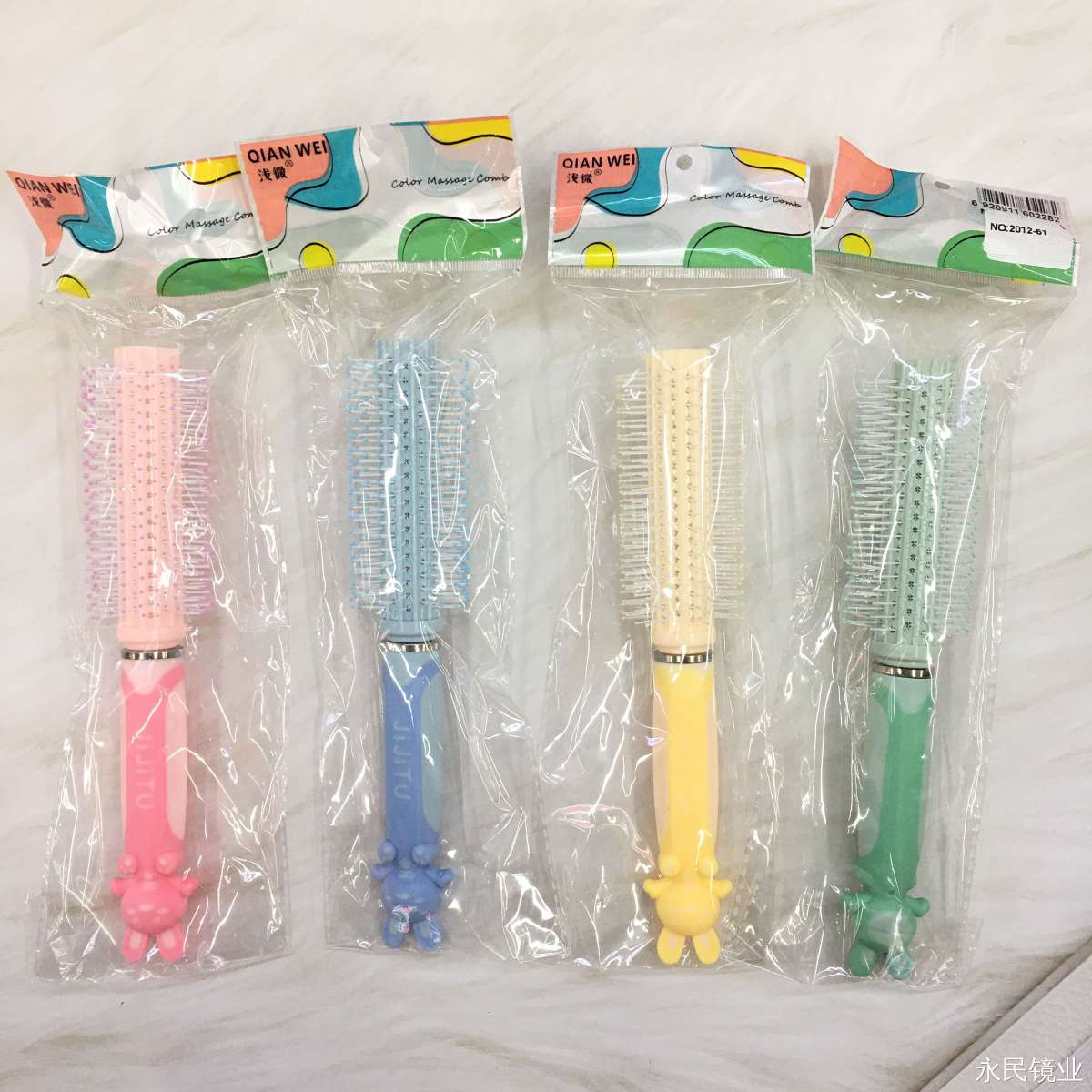 【永民镜业】2012-61opp卷梳 出口外贸 简约便捷卡通手柄精美设计 柔顺防静电详情图4