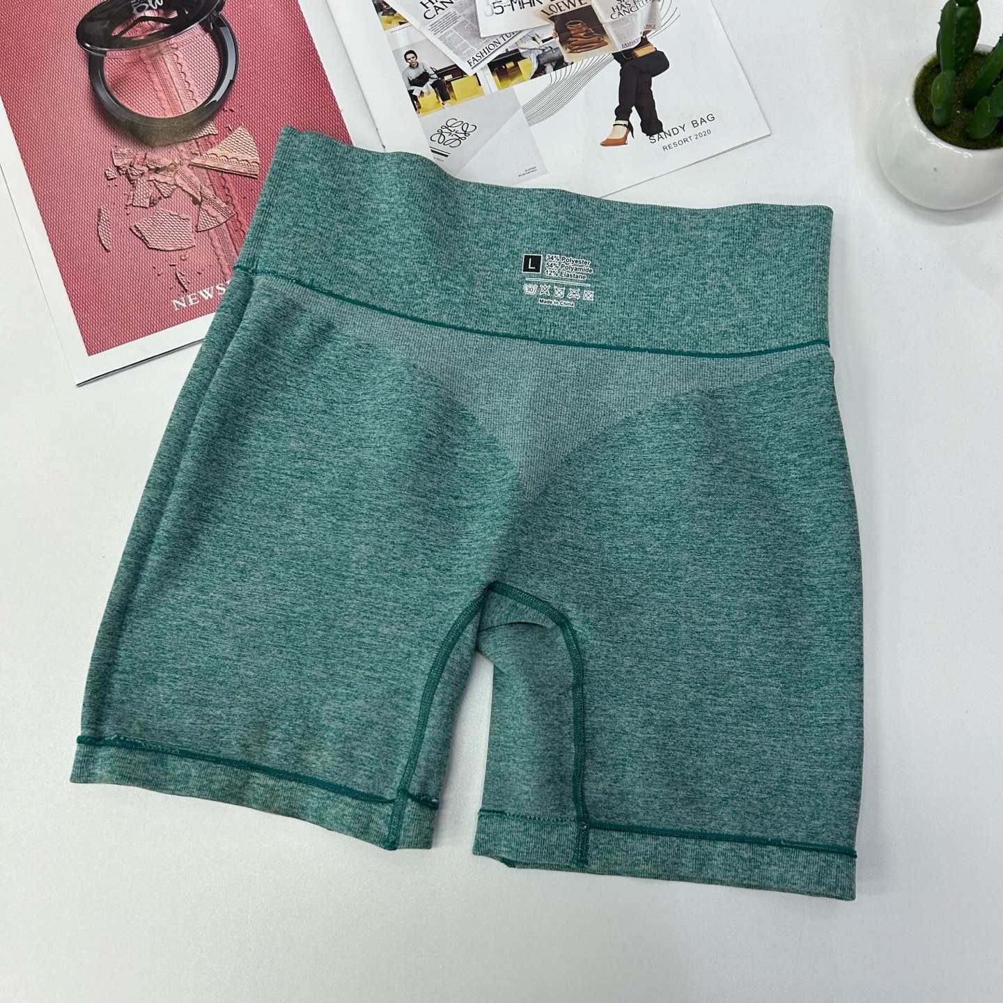 072# Foreign trade export Yoga Pants inventory Outdoor Fitness sports shorts Indoor Yoga Pants Training high-waisted Pants Fitness tight stretch Pants QNI Underwear Other women's underwear Specification drawing