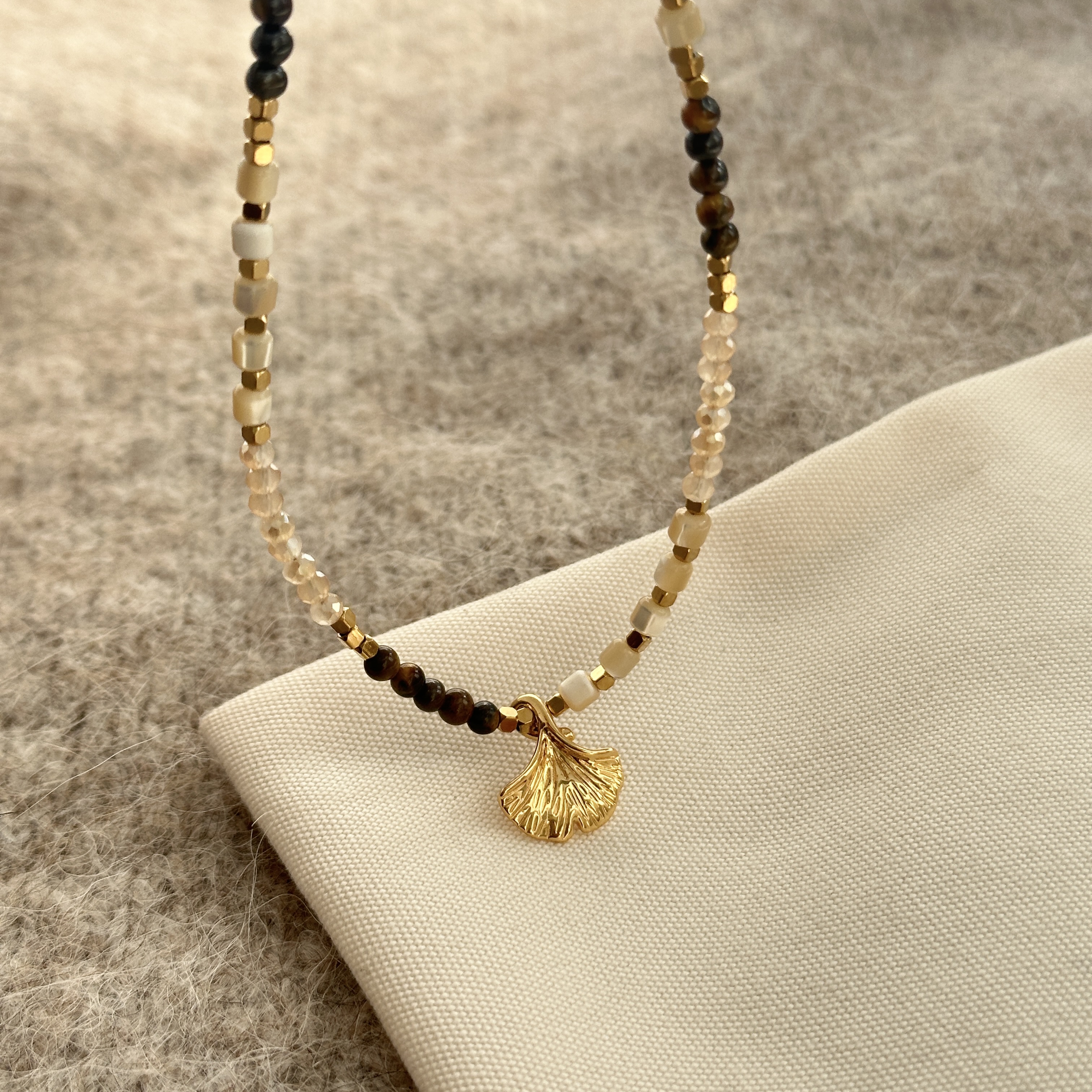 项链/珍珠项链/挂绳/首饰女短款优雅/经典项链白底实物图