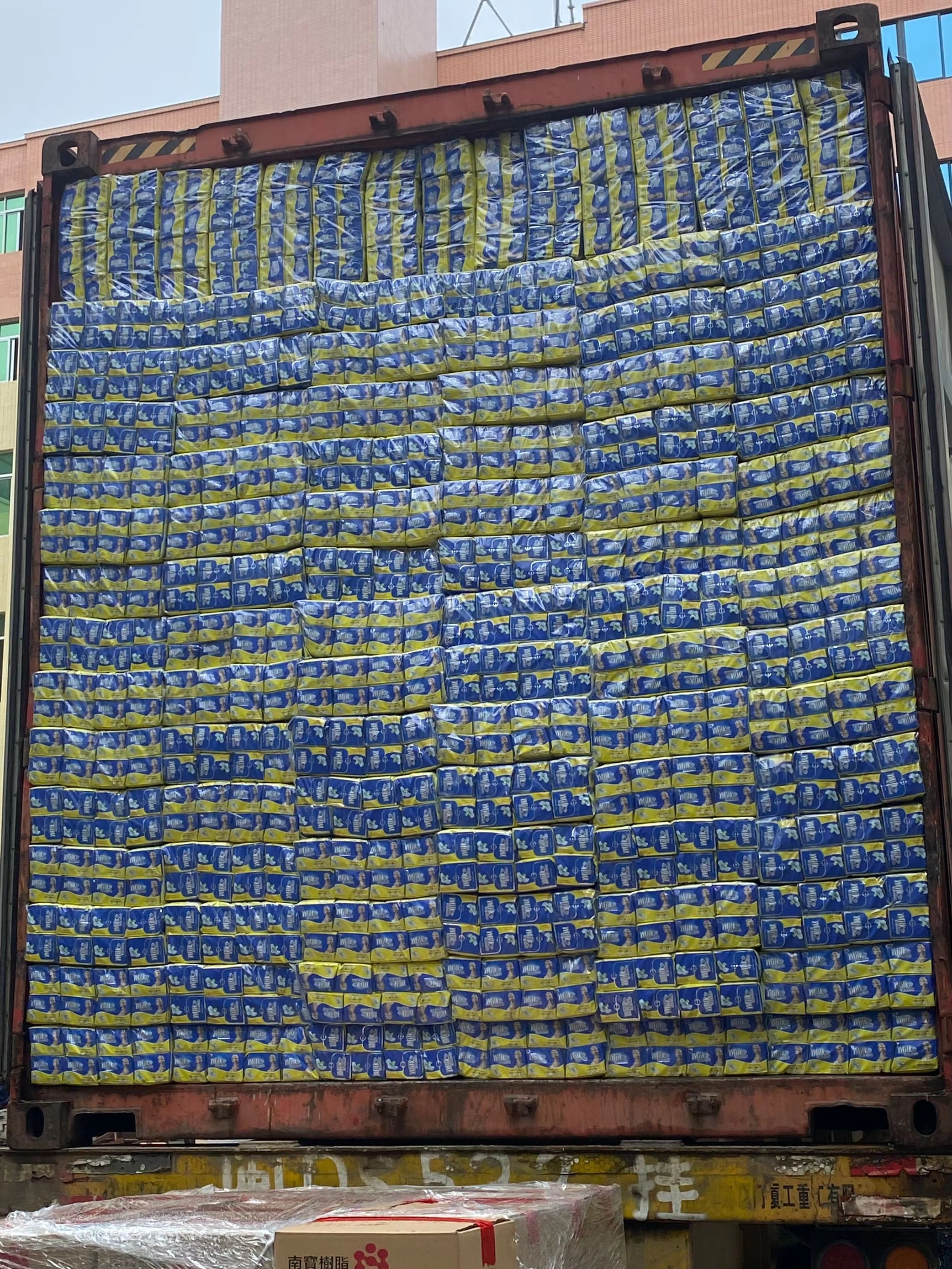 Milk Music sanitary pads卫生巾护垫组合舒适透气姨妈巾适用多款规格详情10