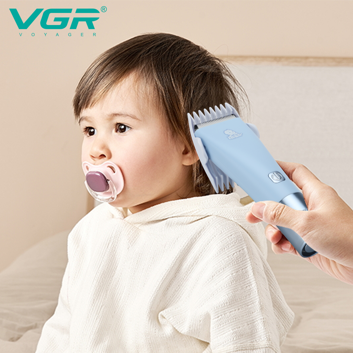 VGR153 Baby-specific hair clipper Ceramic scissors, a household electric hair clipper for newborns, a perfect tool for shaving and trimming fetal hair Application Scenario