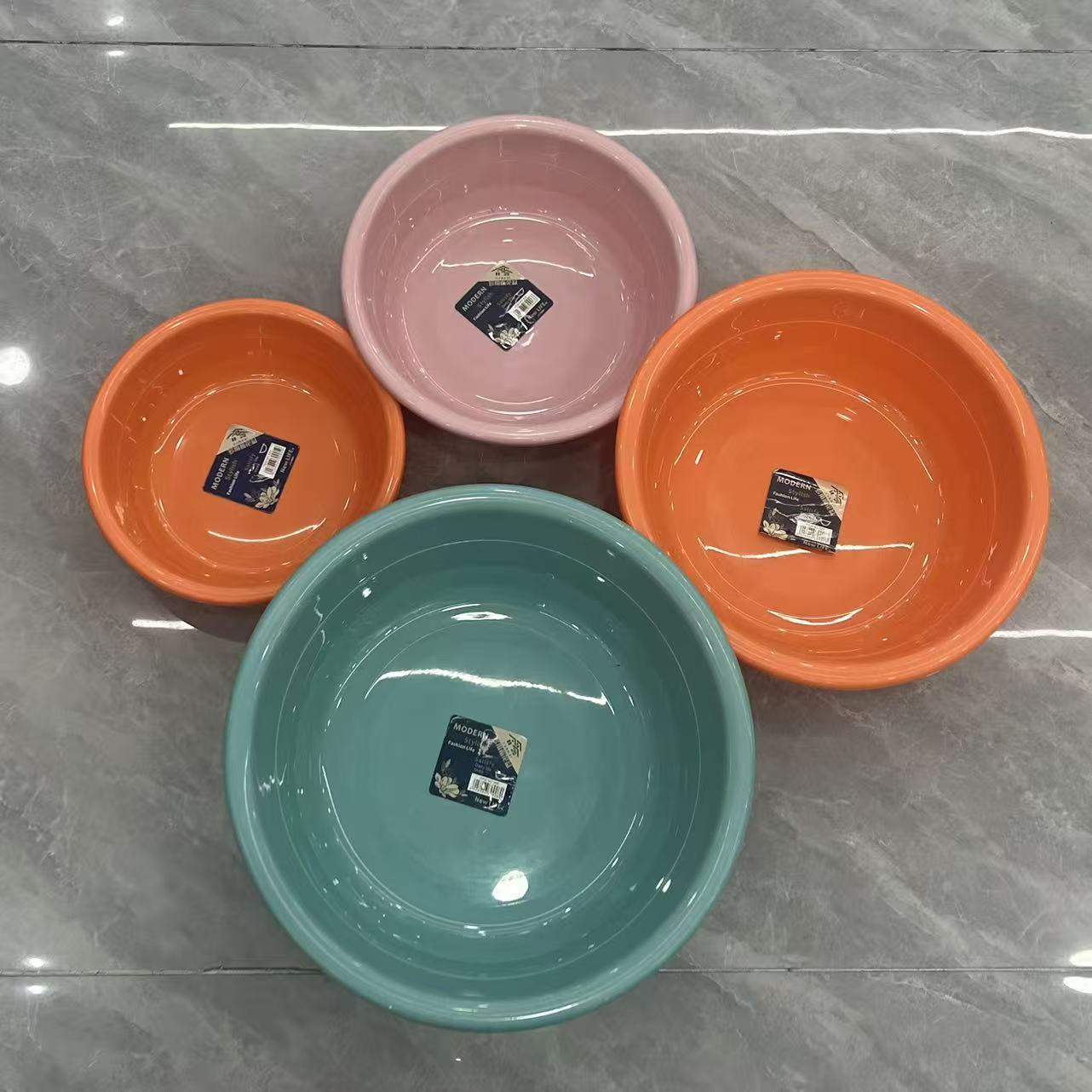 Wholesale of in-stock event gift basins, plastic basins, various specifications of household basins, home washbasins, washbasins, laundry basins, plastic basins details Picture