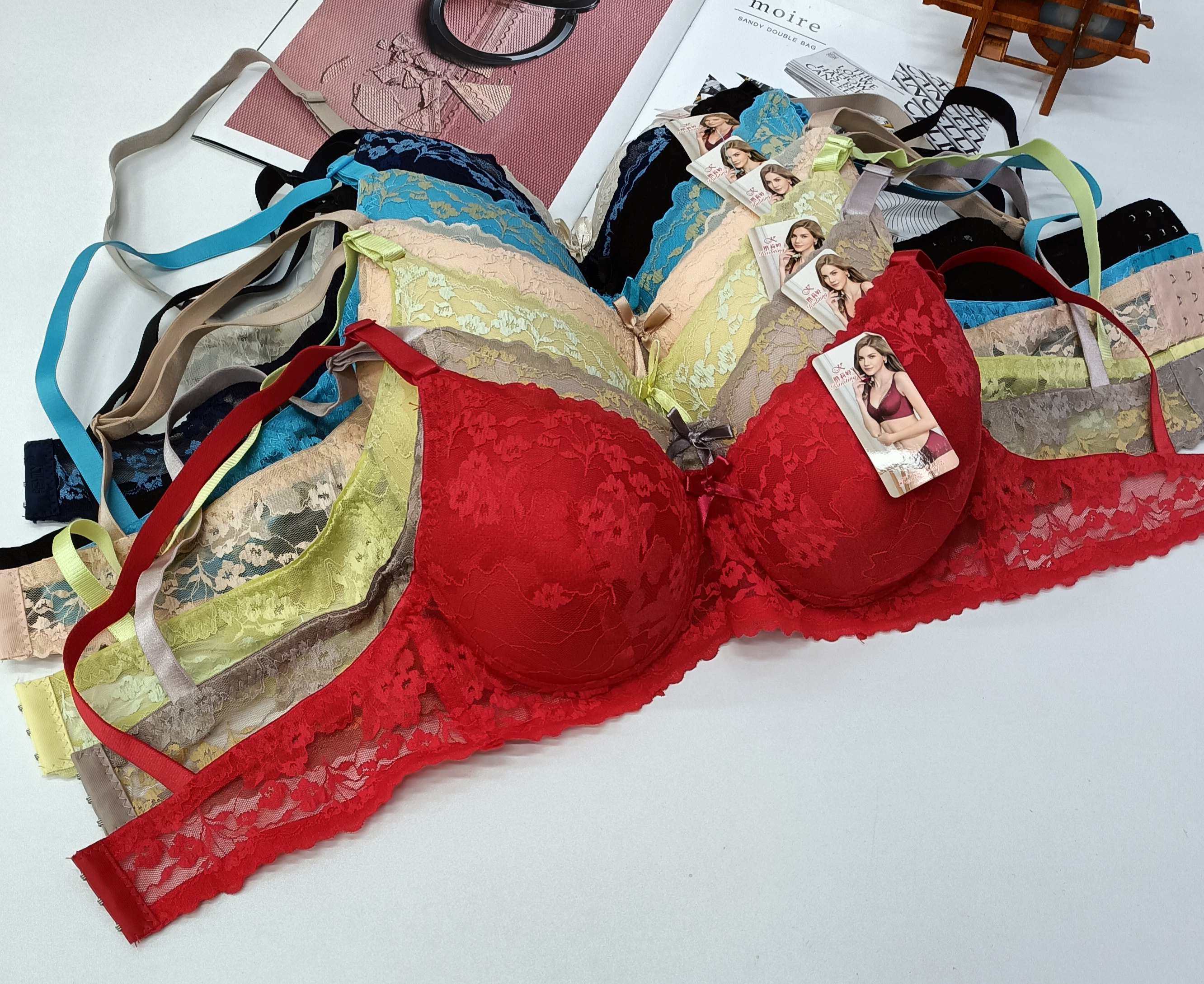 224# Export underwear inventory Clearance: Low price Full lace jacquard women's bra, sexy steel rims gather fashionable and comfortable underwear, adjustable underwear QNI Application Scenario