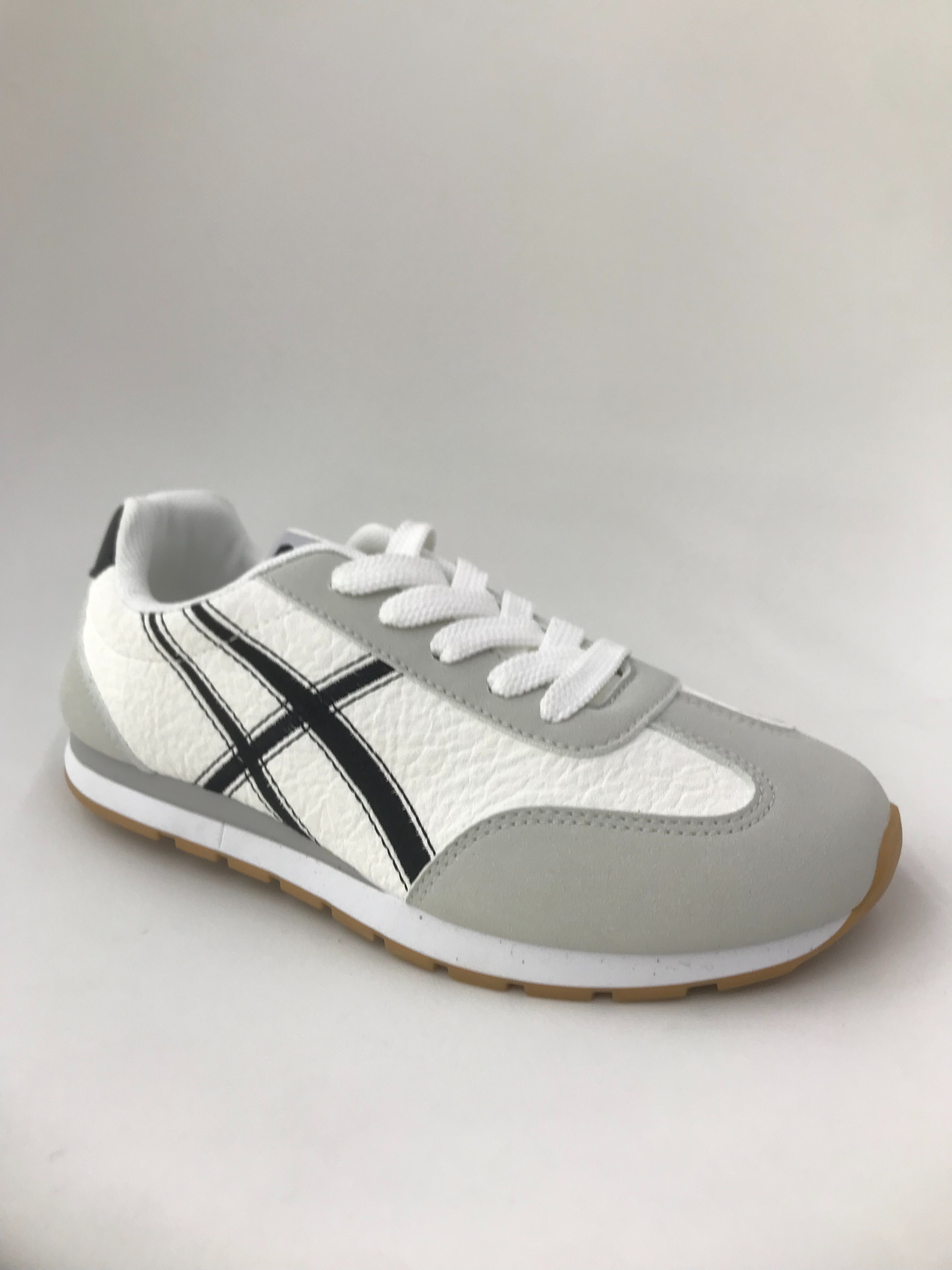 Women's Forrest Gump shoes casual and trendy style details Picture