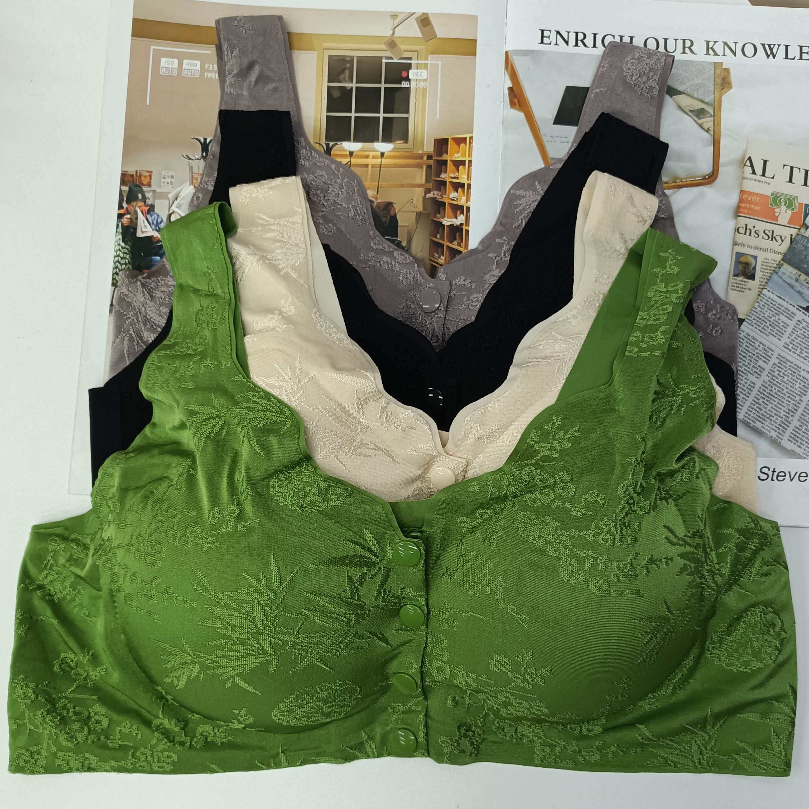 8804# style for export, embossed jacquard front buckle seamless lingerie, ladies' gathering, lifting, no steel ring, no trace, beautiful back, large-sized bra bra cover, full cup QNI full figure