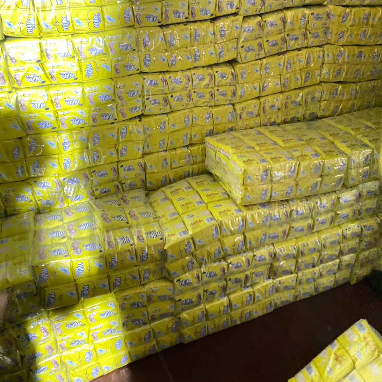 Milk Music sanitary pads卫生巾护垫组合舒适透气姨妈巾适用多款规格详情8