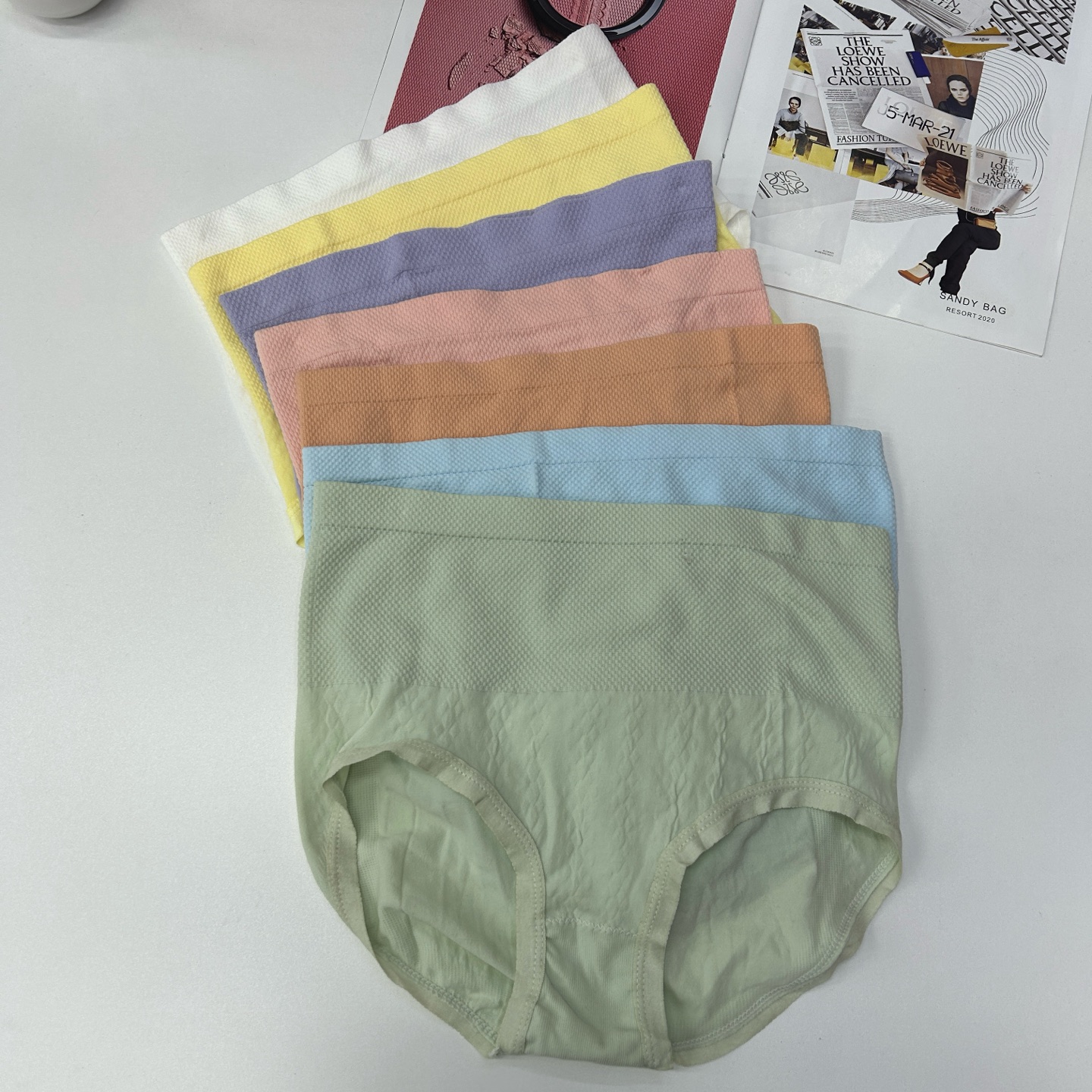 1475# Foreign trade export to the Middle East and Africa, high-waisted, seamless mugwort leaf sweat-absorbing, breathable, body-shaping, tummy tightening, buttocks lifting women's triangle underwear, sexy and comfortable solid color underwear, women QNI Item Picture