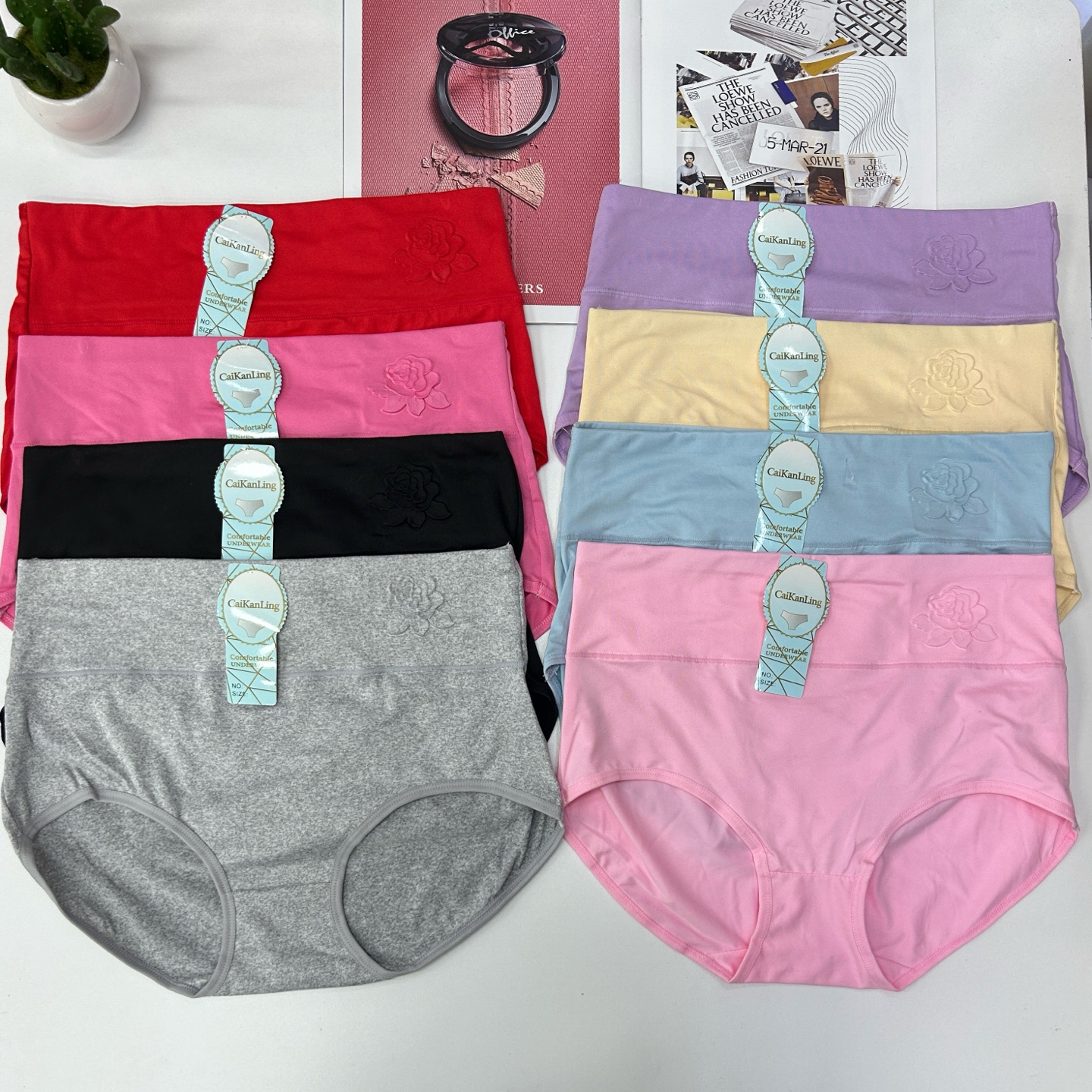 102 Export to the Middle East and Africa, all sizes in stock of women's underwear, sexy and comfortable mid-waist hip-lifting underwear, women's QNI full figure