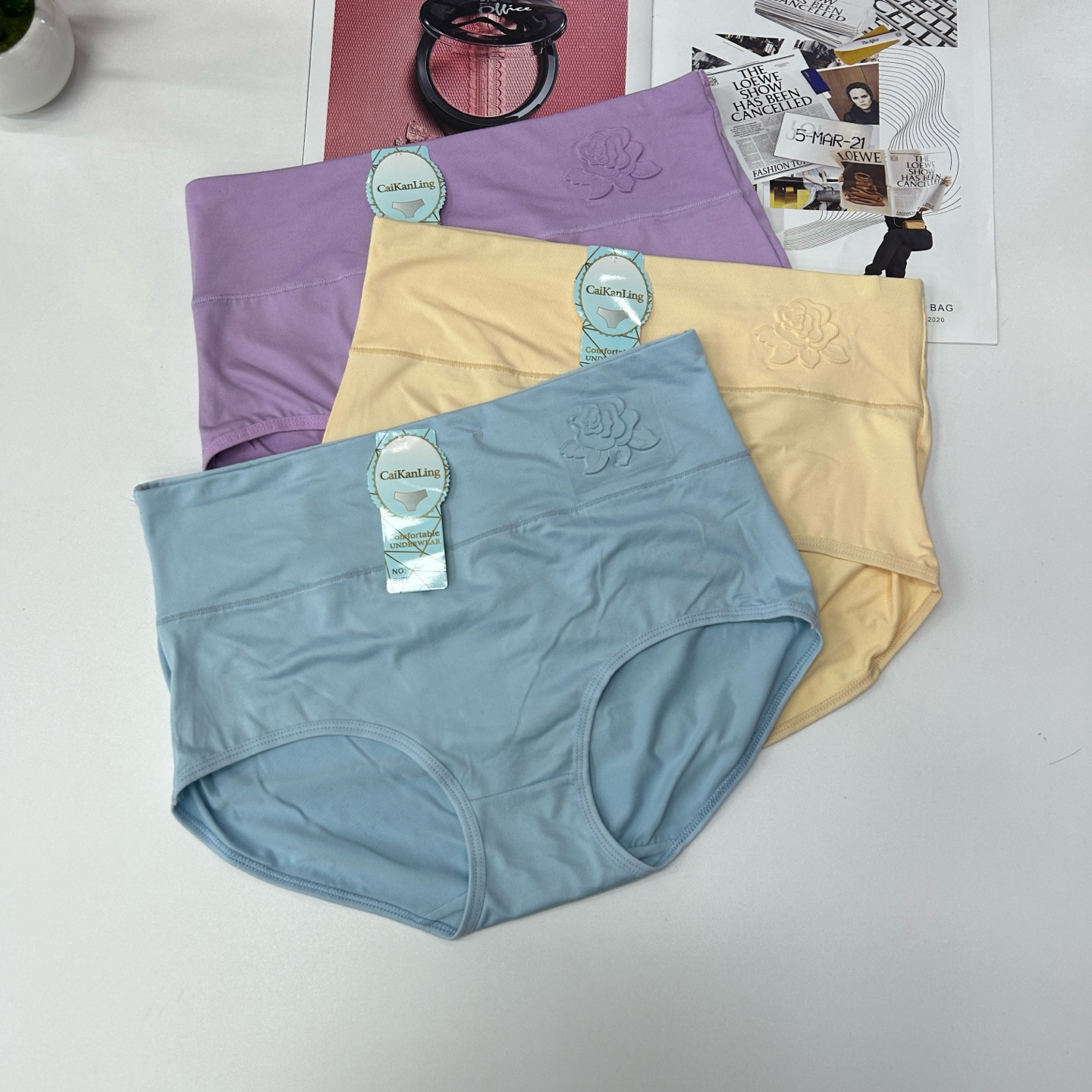 102 Export to the Middle East and Africa, all sizes in stock of women's underwear, sexy and comfortable mid-waist hip-lifting underwear, women's QNI details Picture
