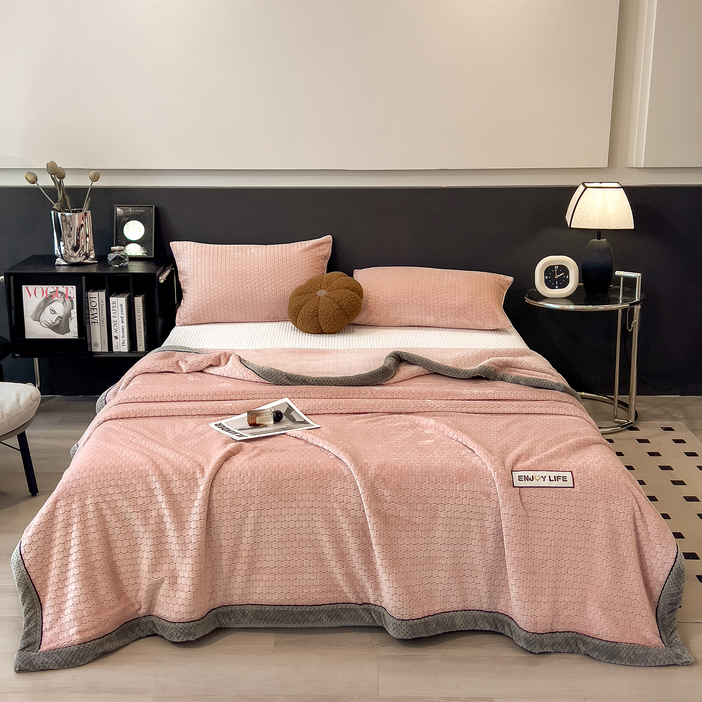 灰色毛毯床品套件柔软保暖纯棉冬季床上用品多件套家庭床单被罩组合详情2