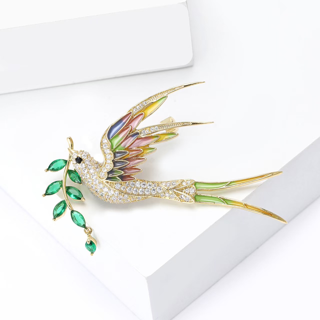 New creative micro-inlaid copper zircon swallow holding willow branch brooch, high-end women's dress corsage accessory pin Specification image