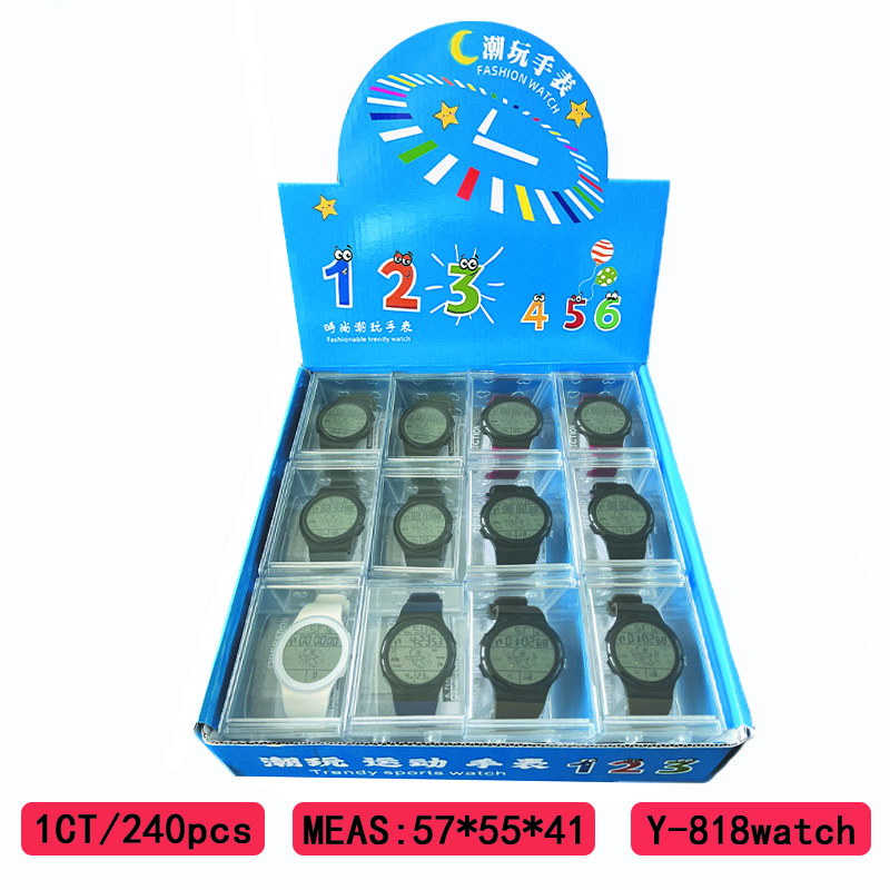 YITONG foreign Trade sports electronic Watch, Primary and secondary school boys' sports watch, outdoor sports waterproof electronic watch, Boys' Y-818 large disc model, student trendy boys' art electronic watch, waterproof sports Application Scenario