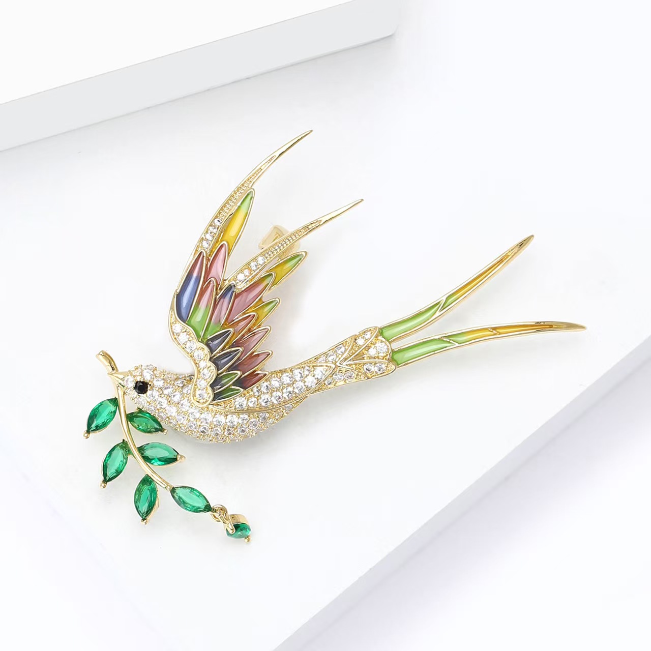 Nuevo creativo micro inserto cobre circonitas golondrina ouroboros broches premium sense lady wear broches broches adornos pins pic 2