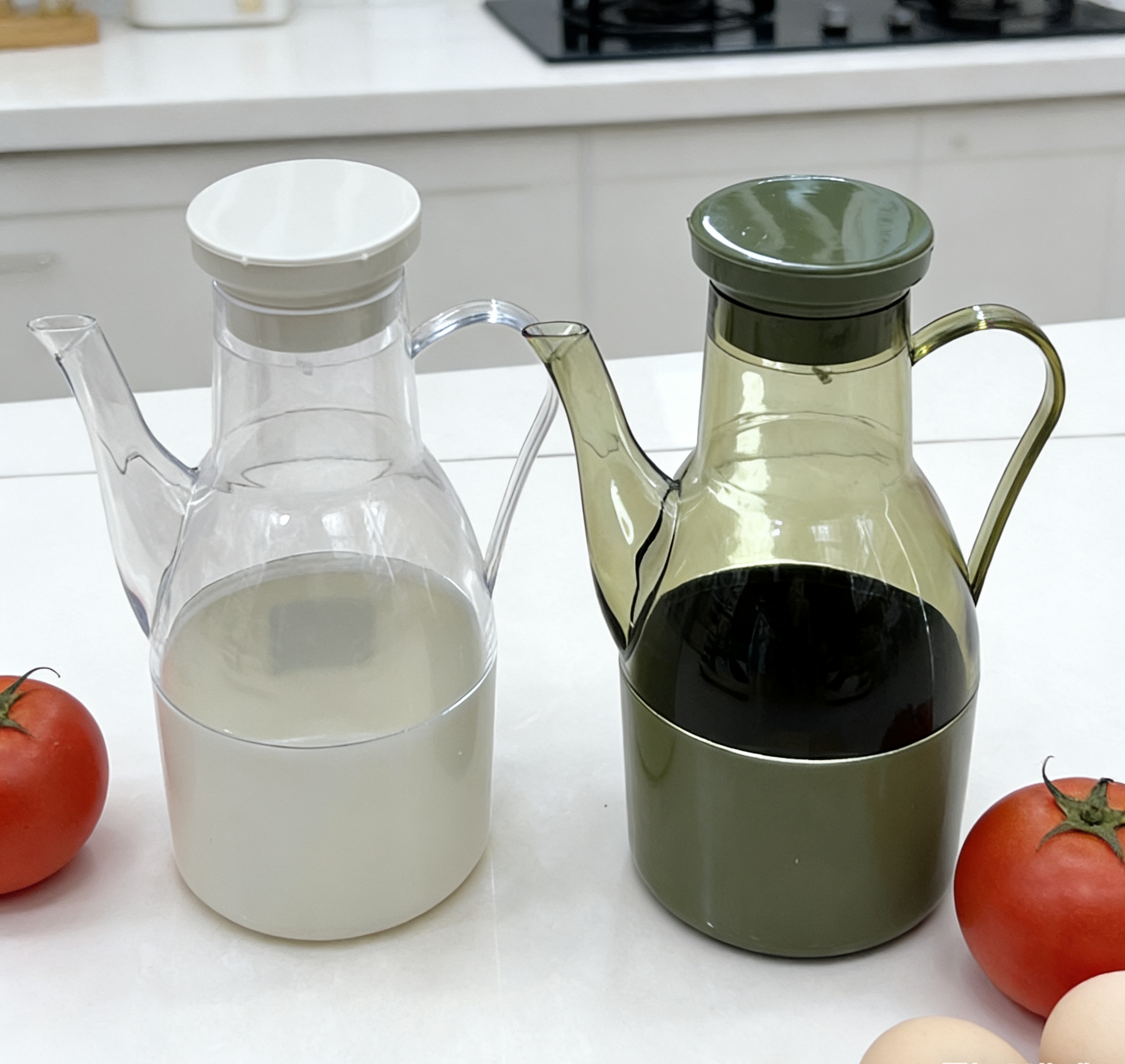 Wholesale of large-capacity transparent oil bottles, soy sauce, vinegar and condiment bottles for household kitchen sealed leak-proof oil cans
