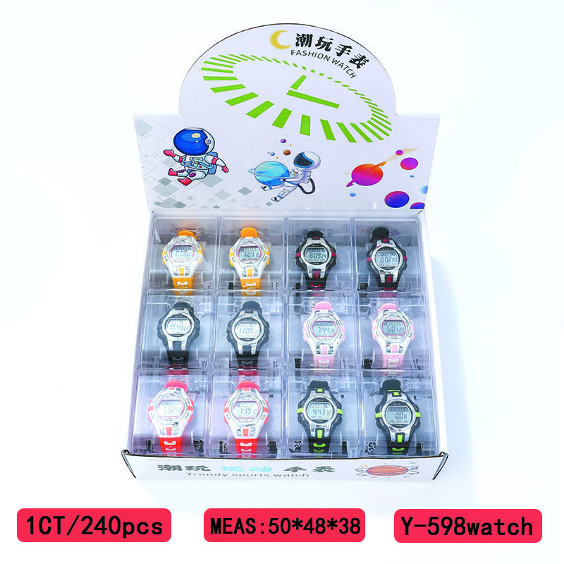 The YITONG basic model electronic watch from YITONG is cost-effective, durable and worry-free. It is specially designed for students to wear in class and on a daily basis. The Y-598 color electronic watch, round electronic watch, men's waterproof luminous sports watch, and trendy Application Scenario