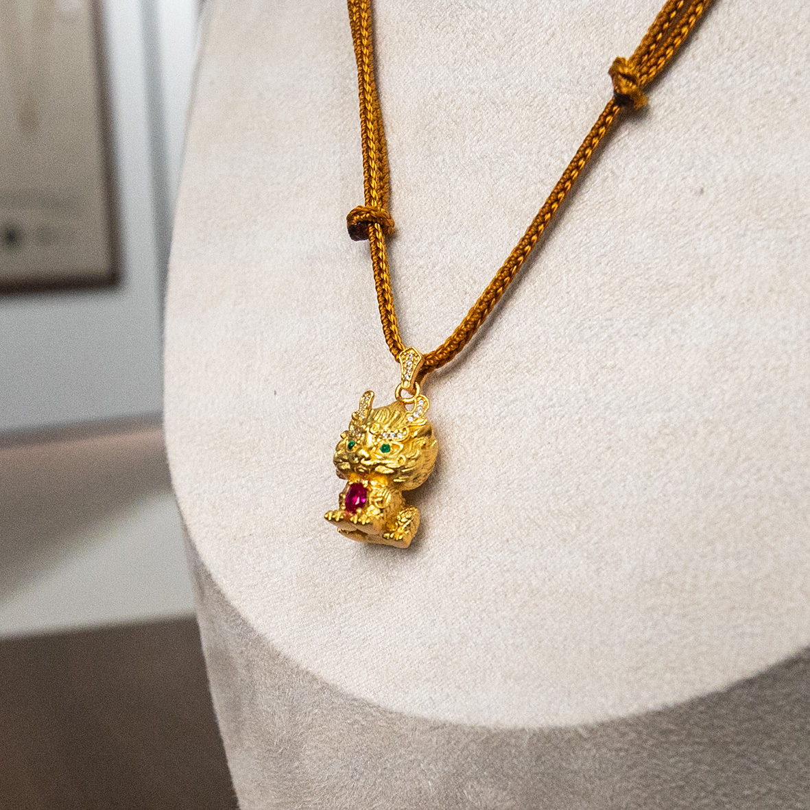 Golden PI Xiu pendant necklace pendant, gold wrapped silver jewelry Specification image